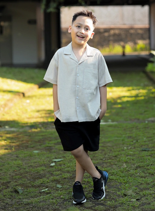 Image of Quincy Button Shirt 
