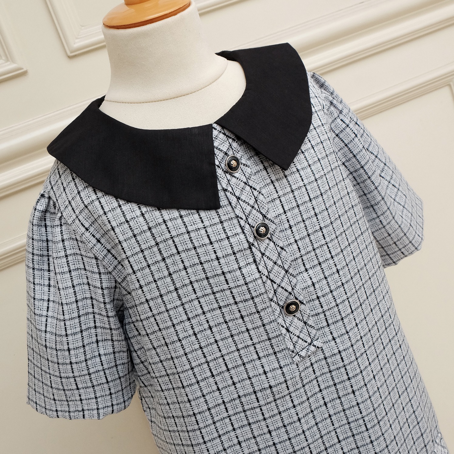 Jjeonda Plaid Dress