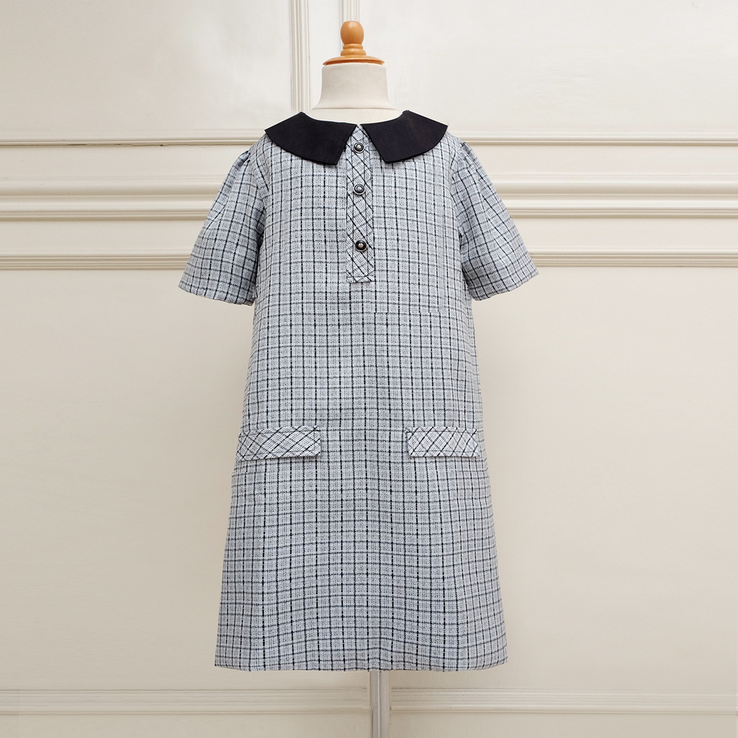 Jjeonda Plaid Dress