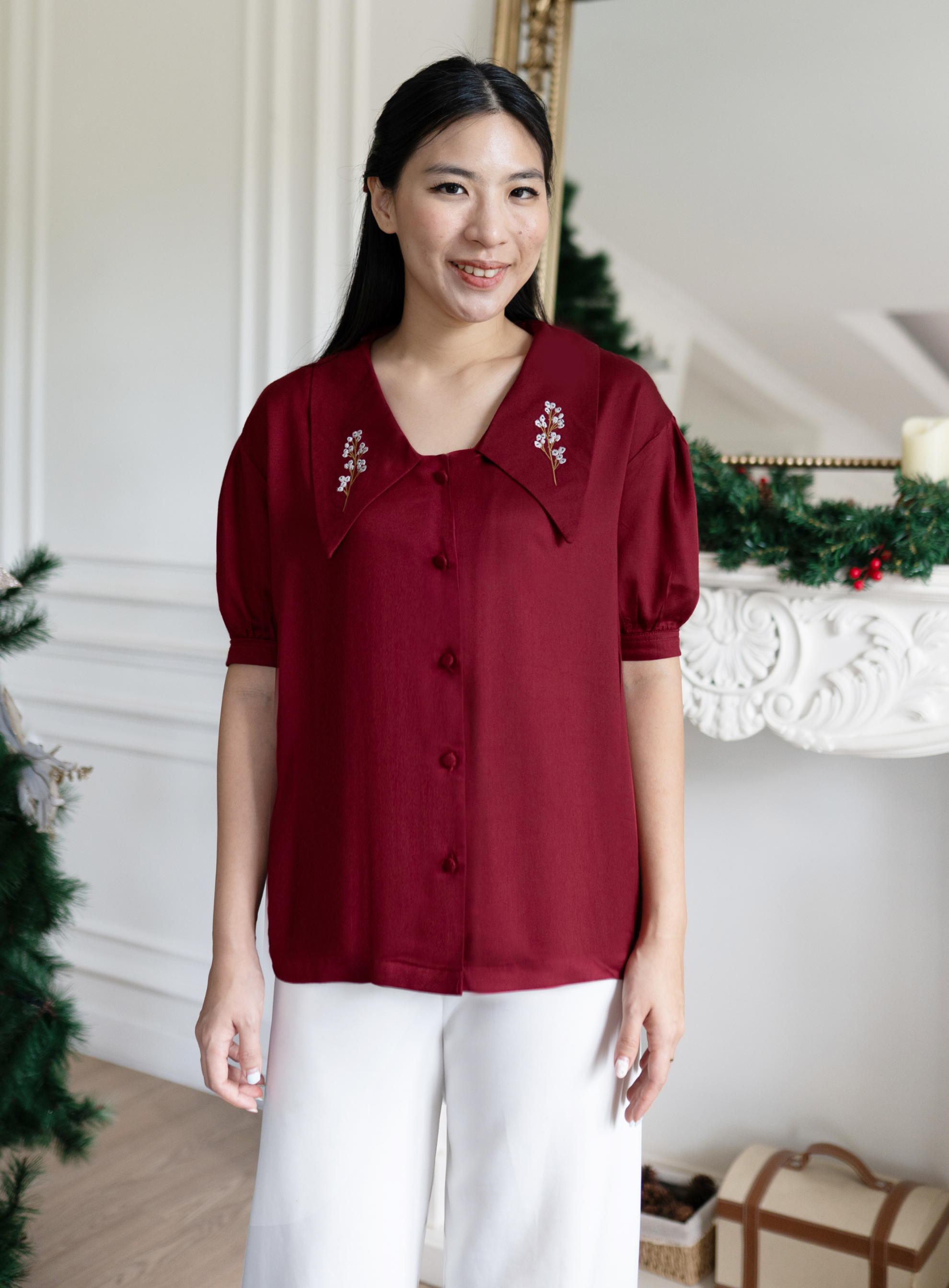 Maddie Top Collar
