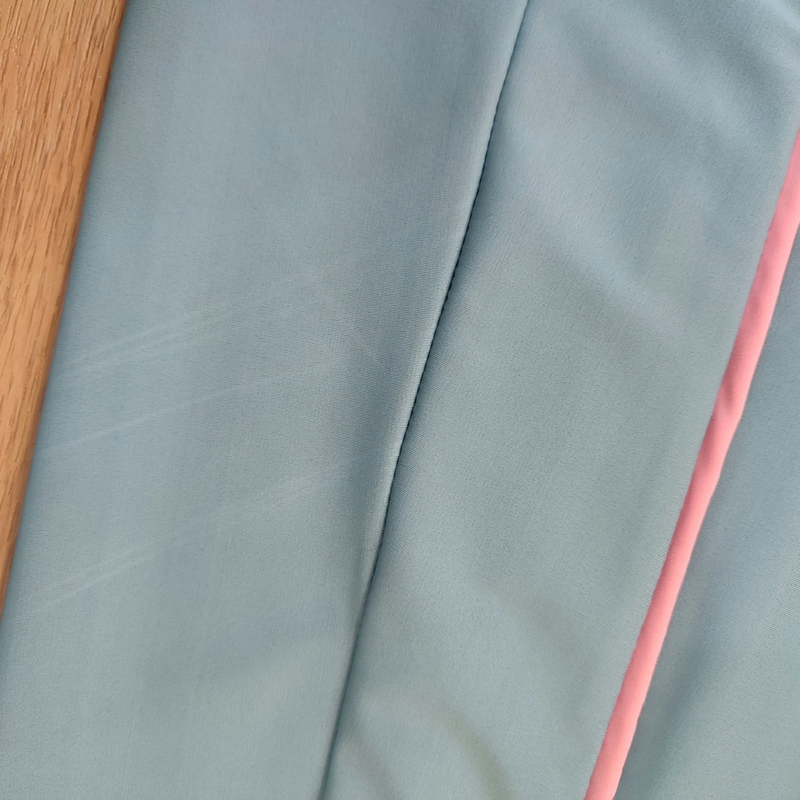DEFECT Baju Renang Muslimah Premium Syar'i - L. TUN WHALE TB-PI A LINE (TURKISH BLUE - PINK)