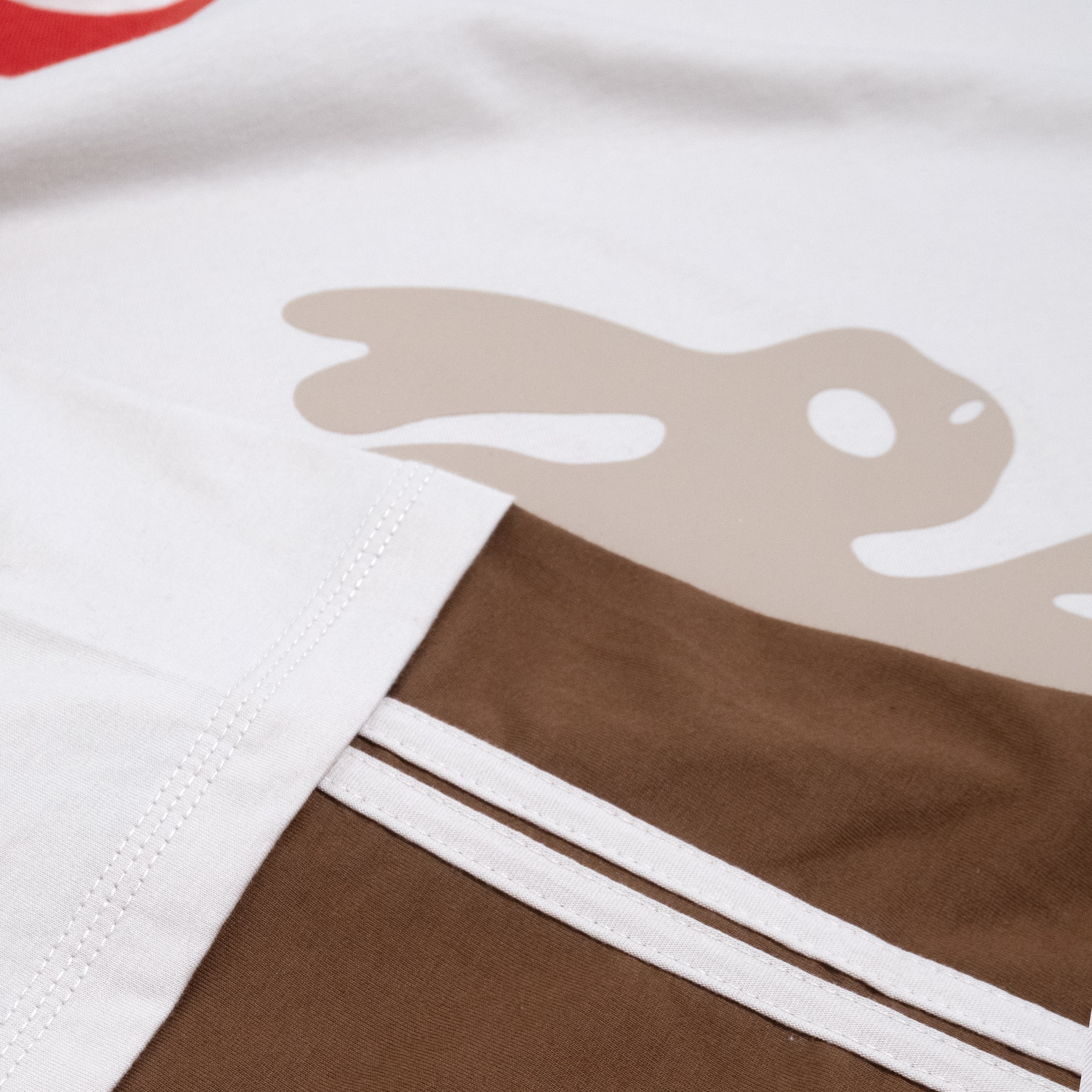 Stripe Bob ( Light Brown ) - Double Contrast Sleeve
