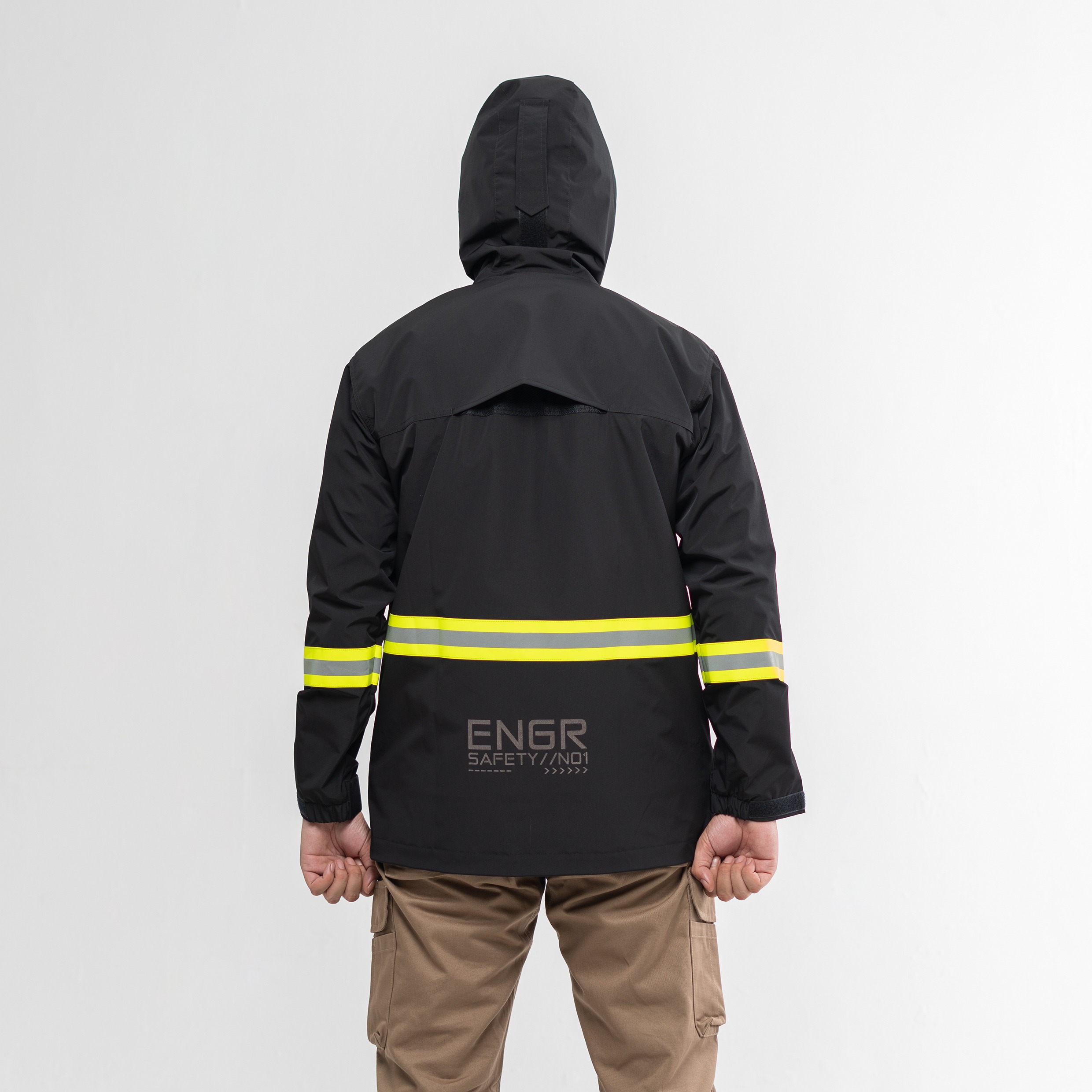 STRAIN BLACK - Reflector Jacket Water Repellent