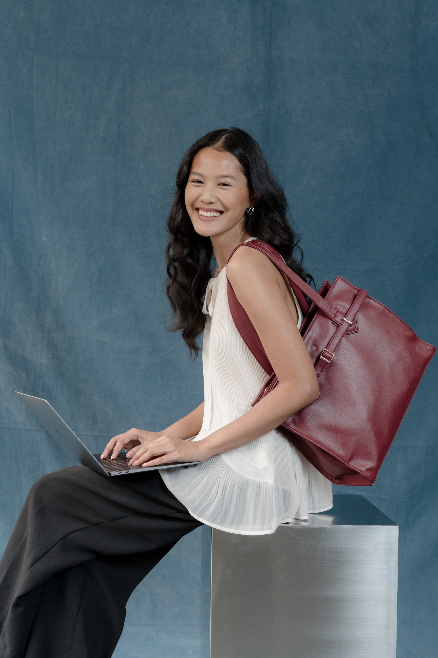 Winona 14 inch Laptop Bag