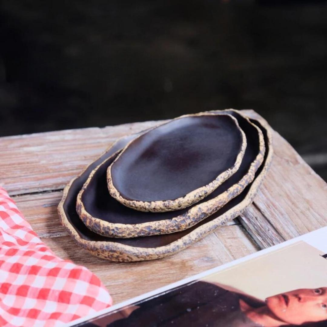 Munzterania Ganseki Oval Plates