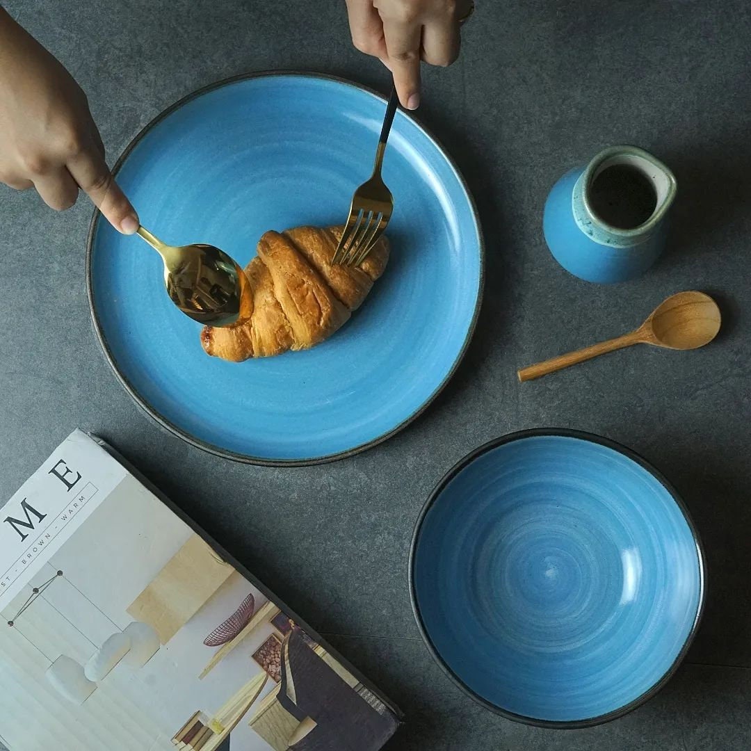 Munzterania Amai Aoiro Series Dinnerware set of 8