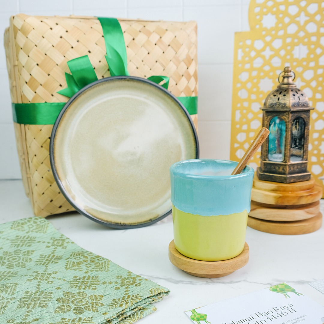Munzterania Eid Hampers Package 2025