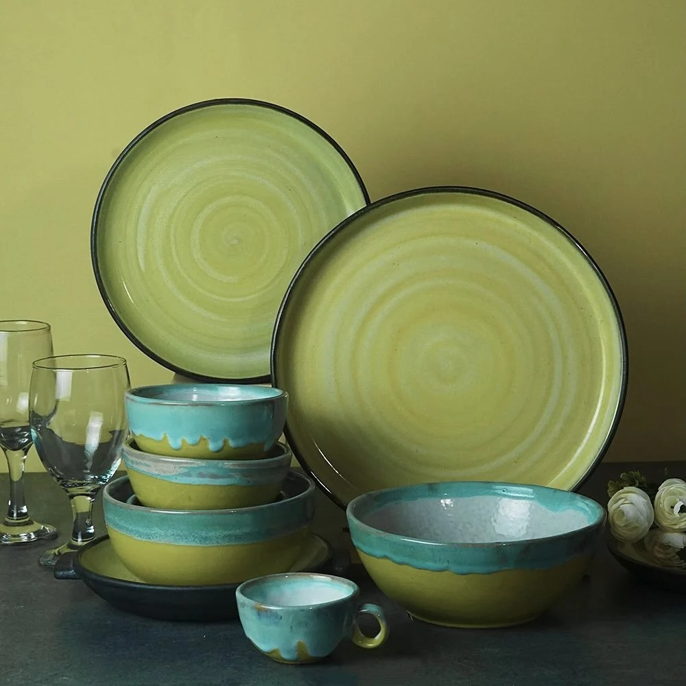 Munzterania Yamabuki-iro Series Dinnerware set of 8