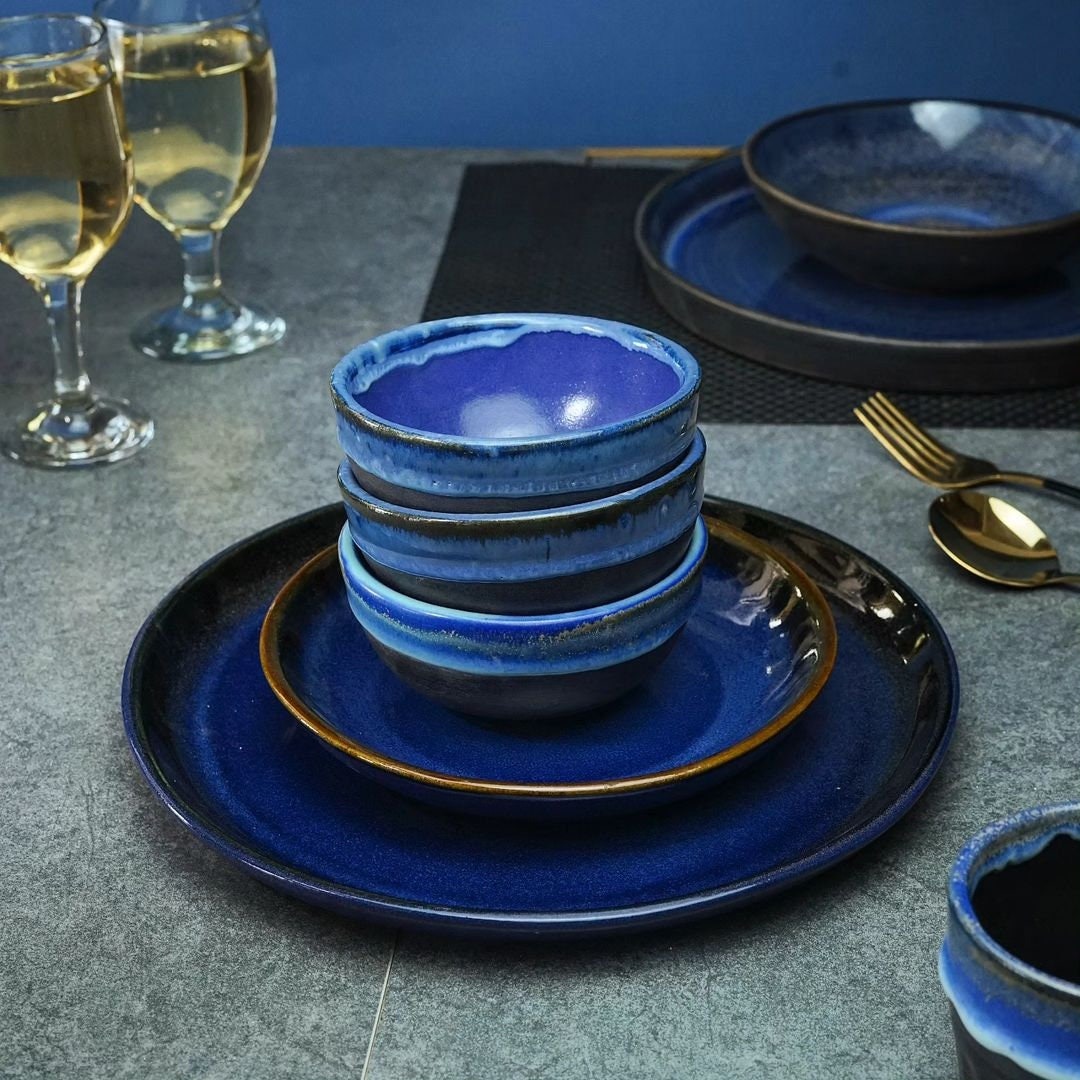 Munzterania Konjiki Series Dinnerware set of 8