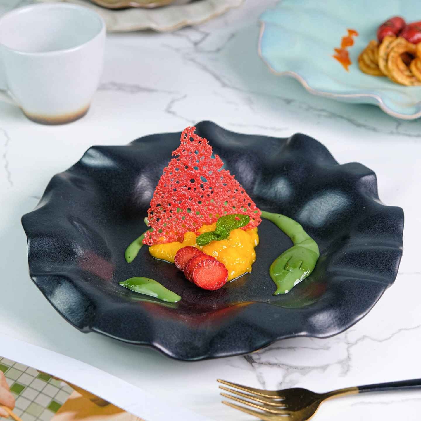 Munzterania Hakei Series Plates
