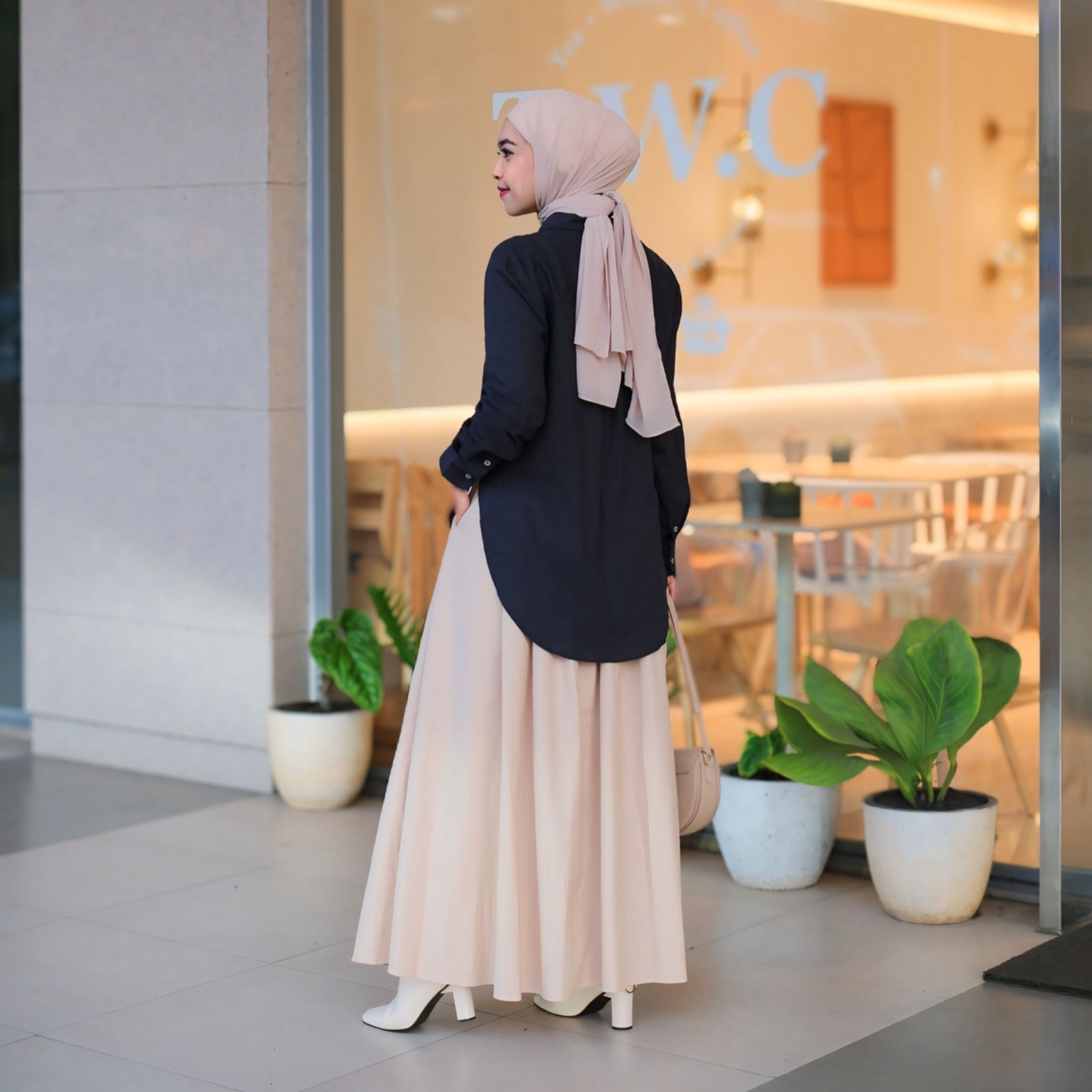CINDRA OVERSIZED SHIRT LINEN NAVY