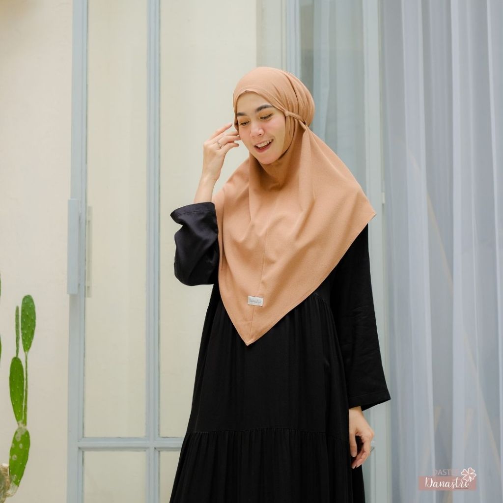 DAILY HIJAB BRIANA DASTER DANASTRI