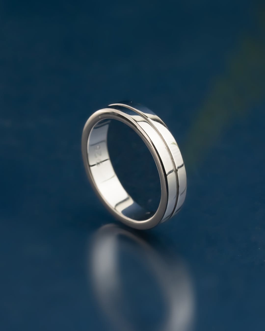 Yuke Jewelry - Cincin Kawin/Couple Bahan Emas - Perak - Palladium - Platinum Model WHITNEY Series