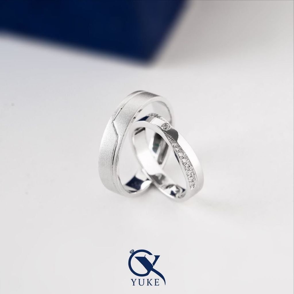 Yuke Jewelry - Cincin Kawin/Couple Bahan Emas - Perak - Palladium - Platinum Model RAINA Series