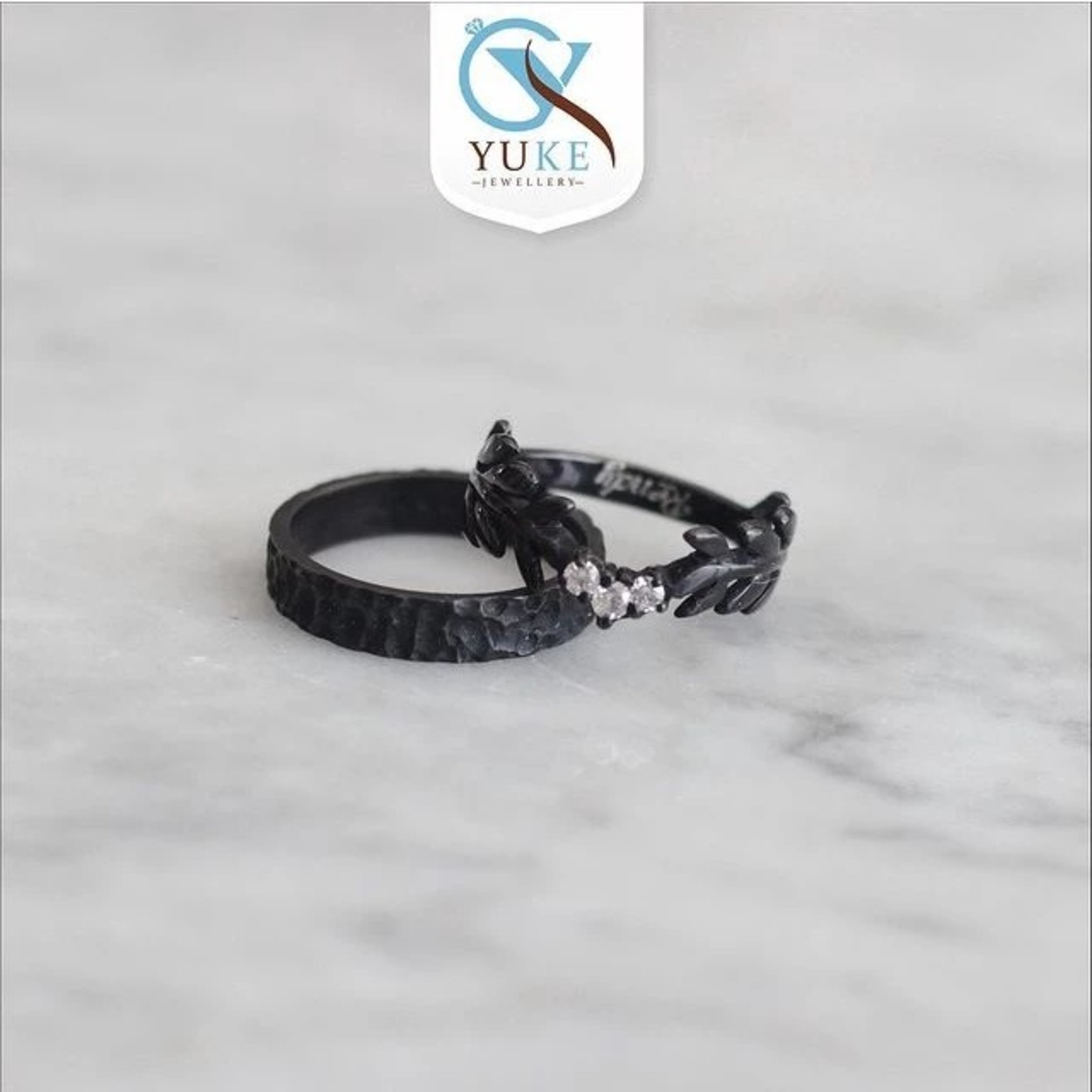 Yuke Jewelry - Cincin Kawin/Couple Bahan Emas - Perak - Palladium - Platinum Model DAUN Series