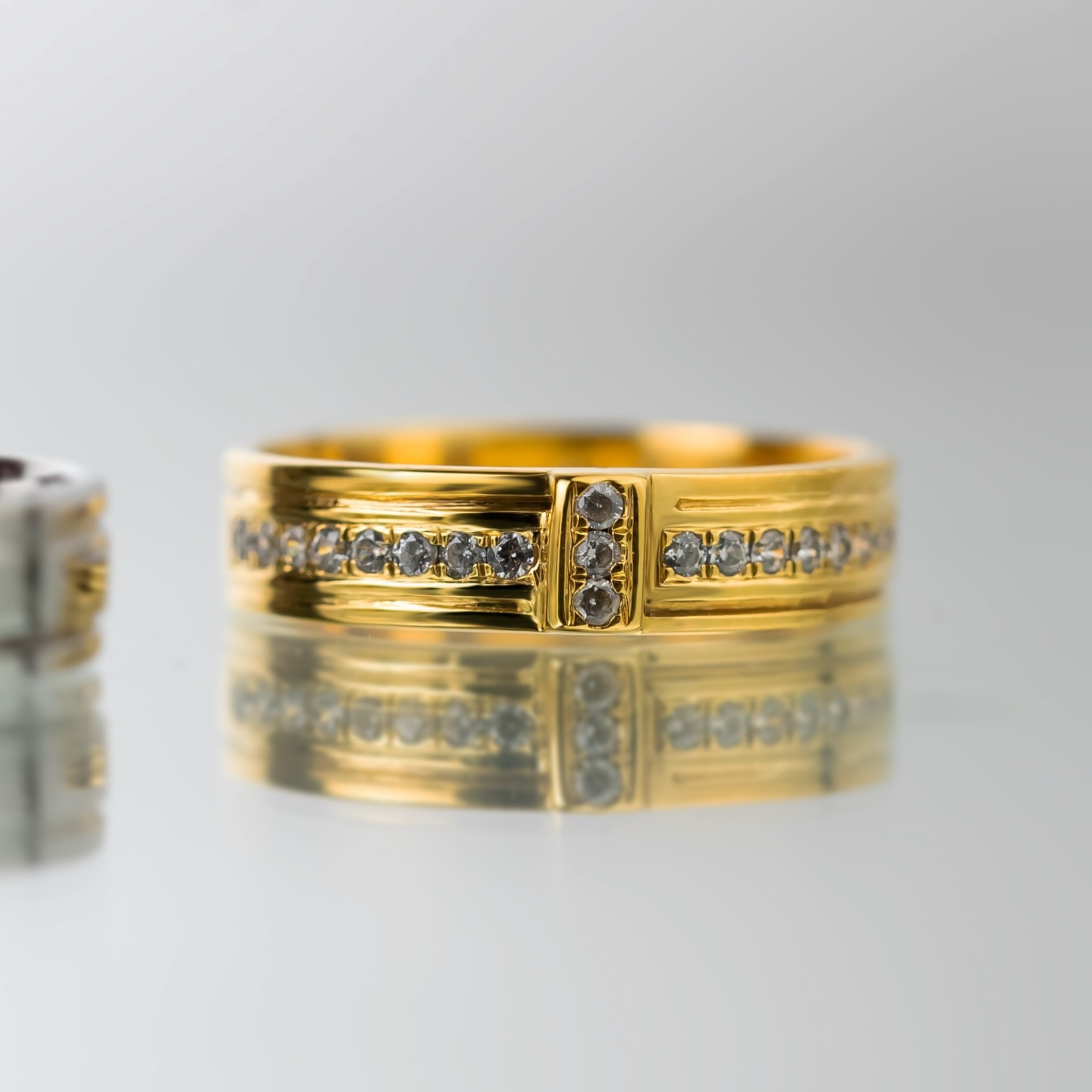 Yuke Jewelry - Cincin Kawin/Couple Bahan Emas - Perak - Palladium - Platinum Model Lumi Series