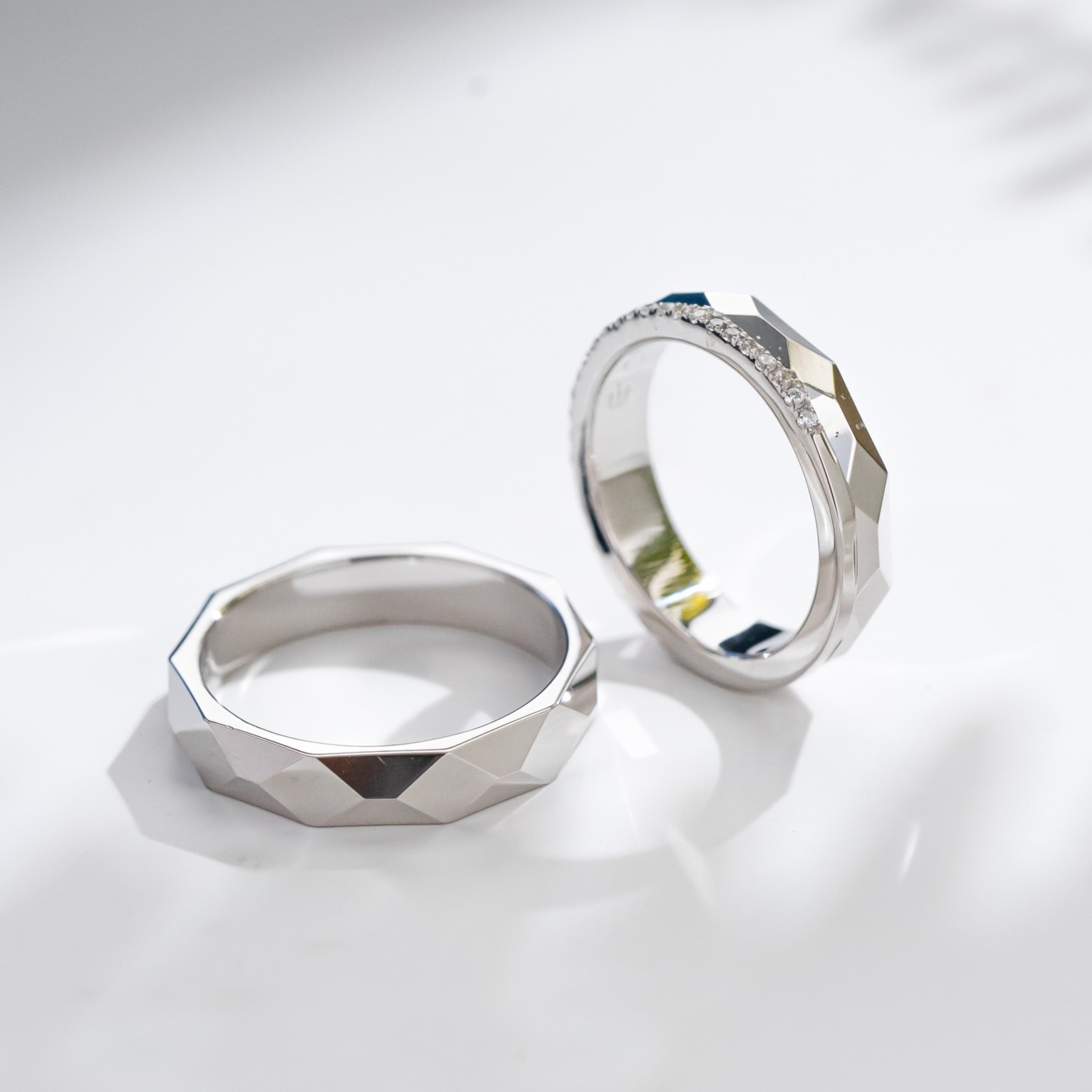 Yuke Jewelry - Cincin Kawin/Couple Bahan Emas - Perak - Palladium - Platinum Model KAIA Series