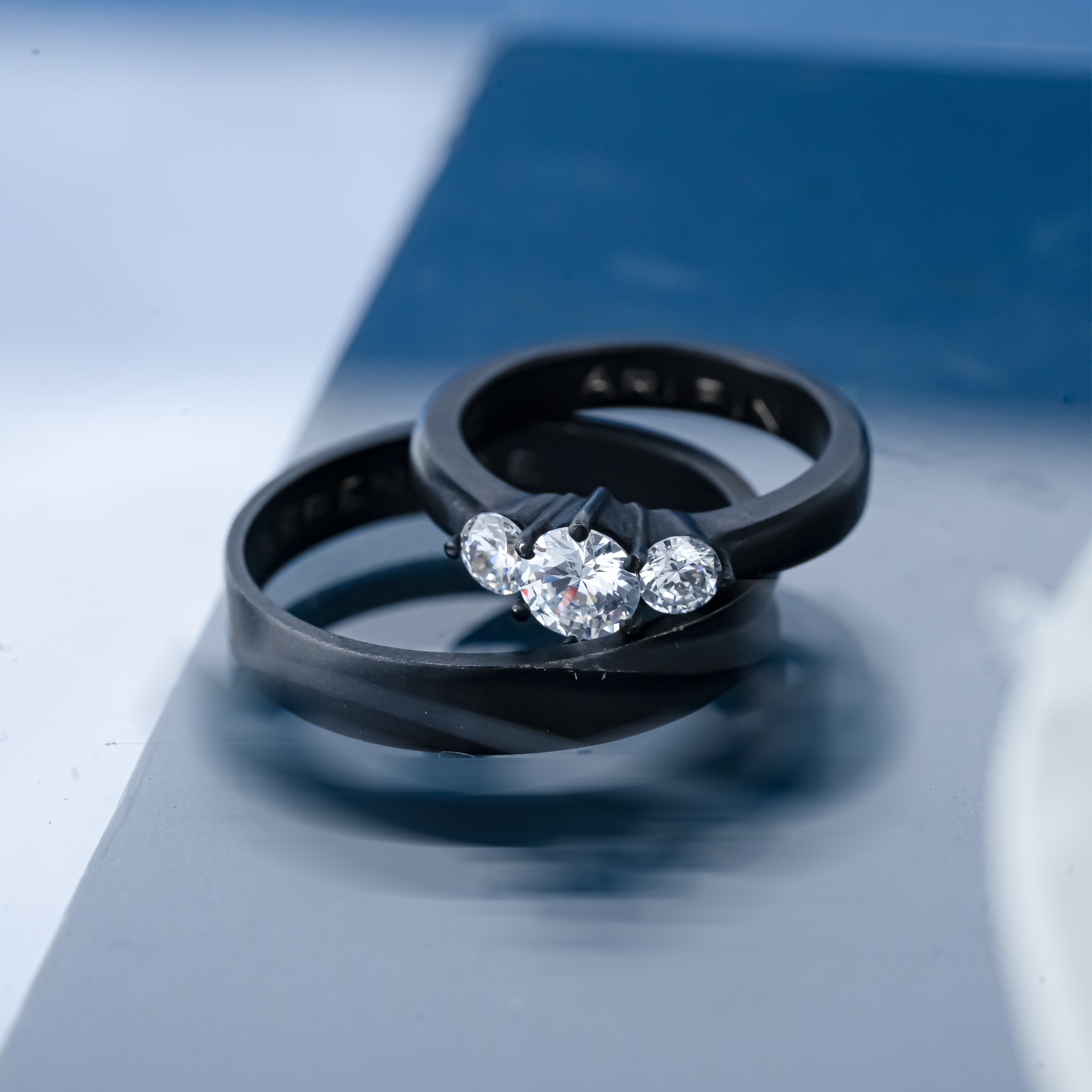 Yuke Jewelry - Cincin Kawin/Couple Bahan Emas - Perak - Palladium - Platinum Model FAYRE Series