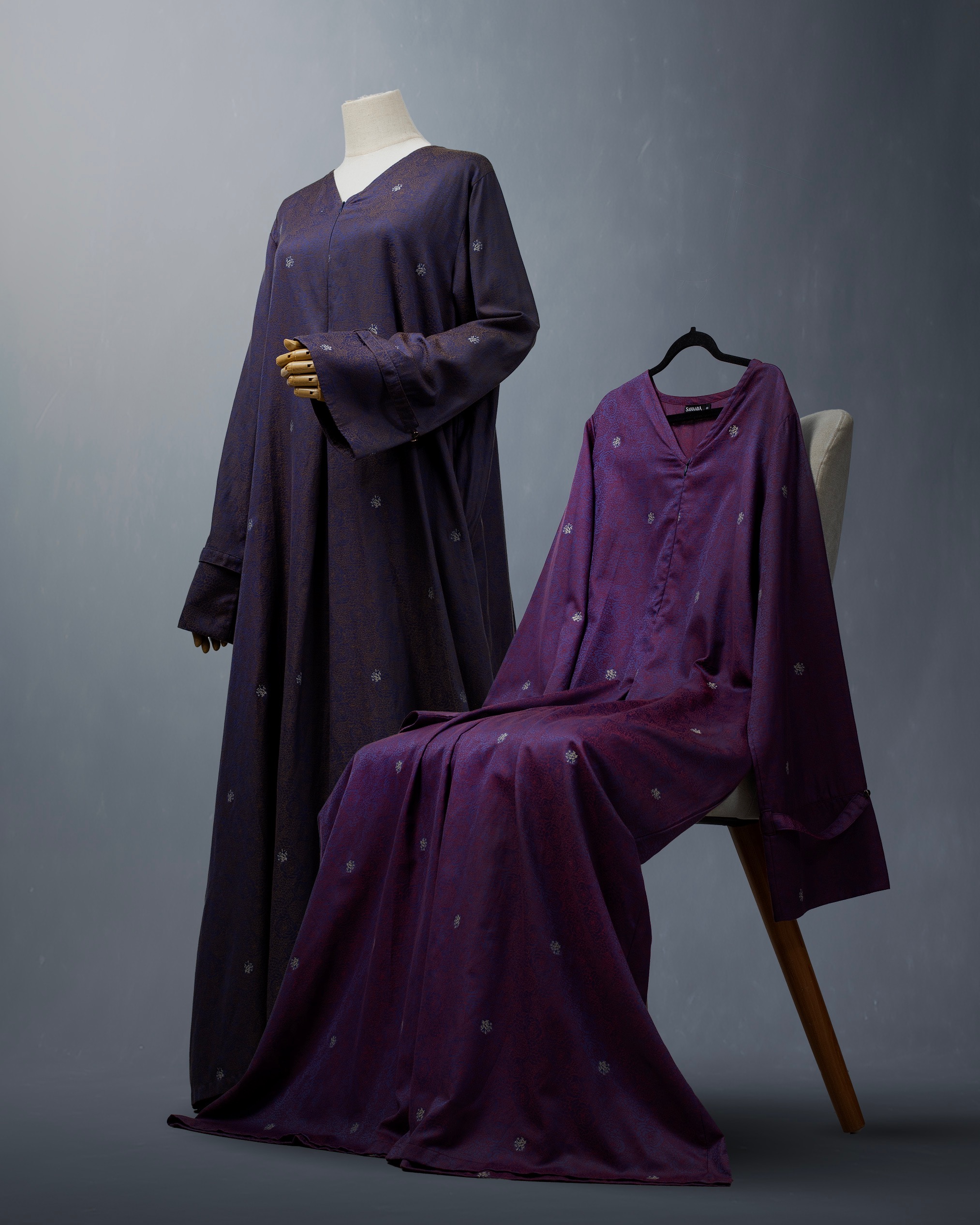 Qamr Abaya