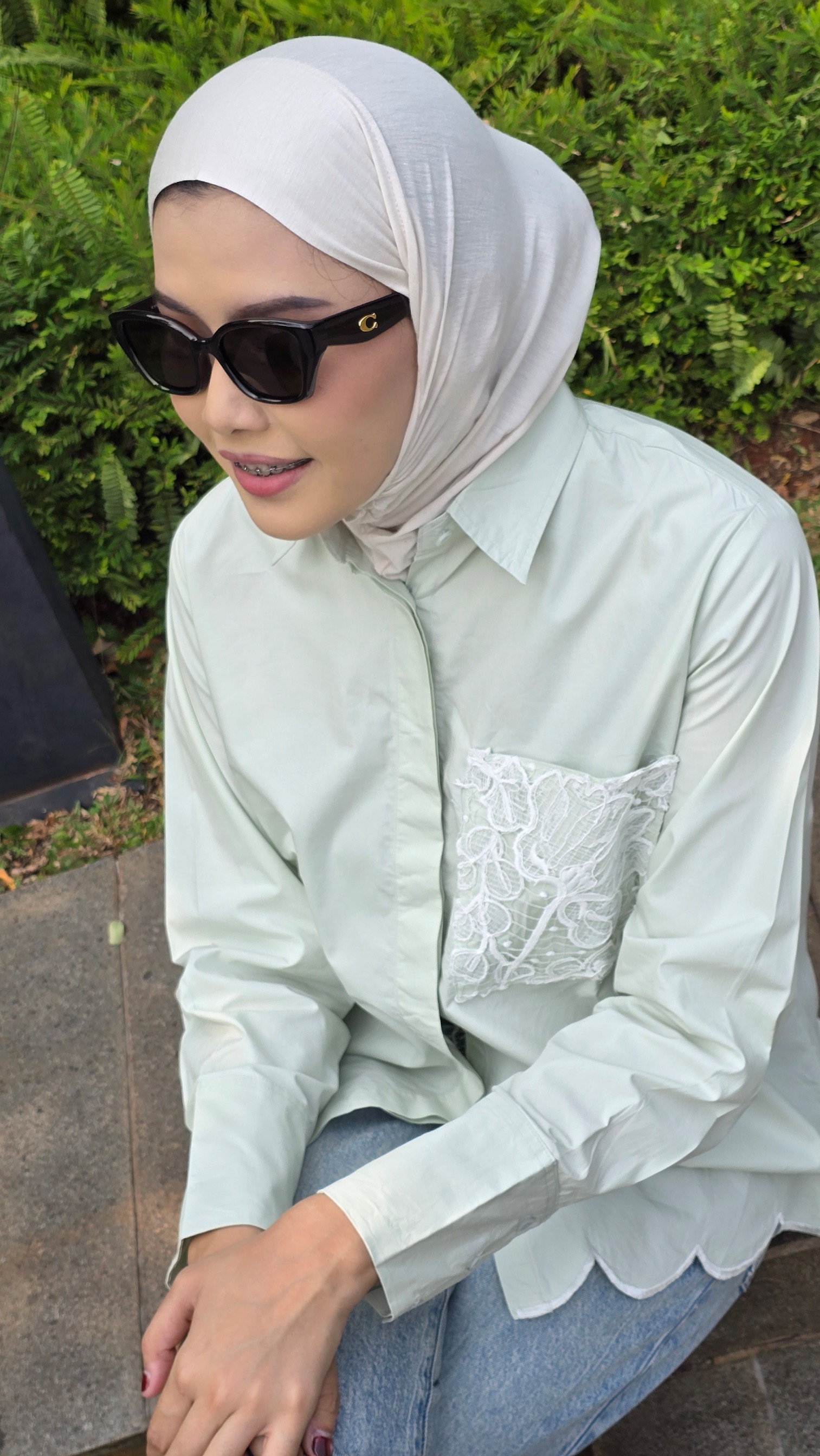 SARALACE SCALLOPE SHIRT