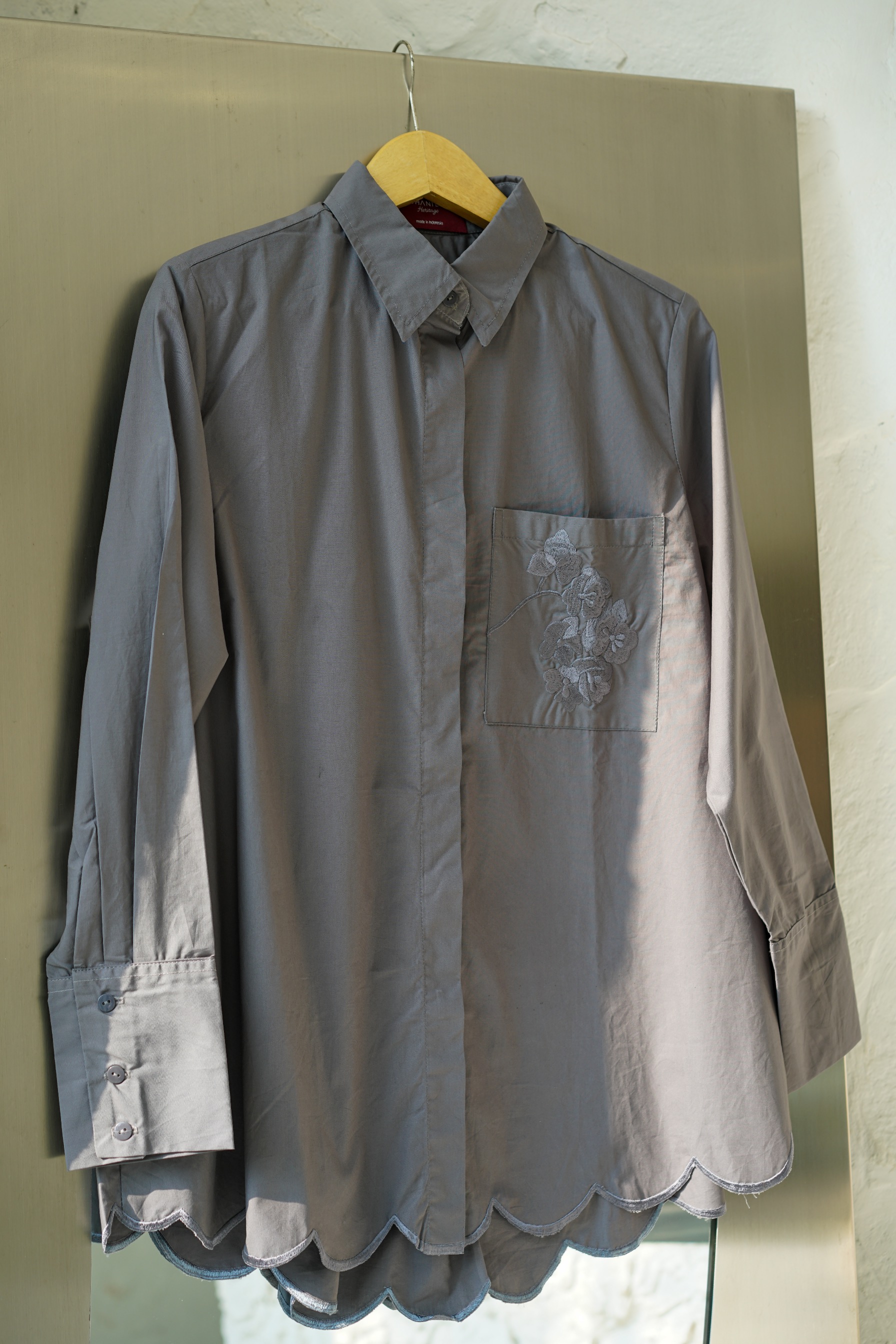 SARALACE POCKET EMBROIDERY