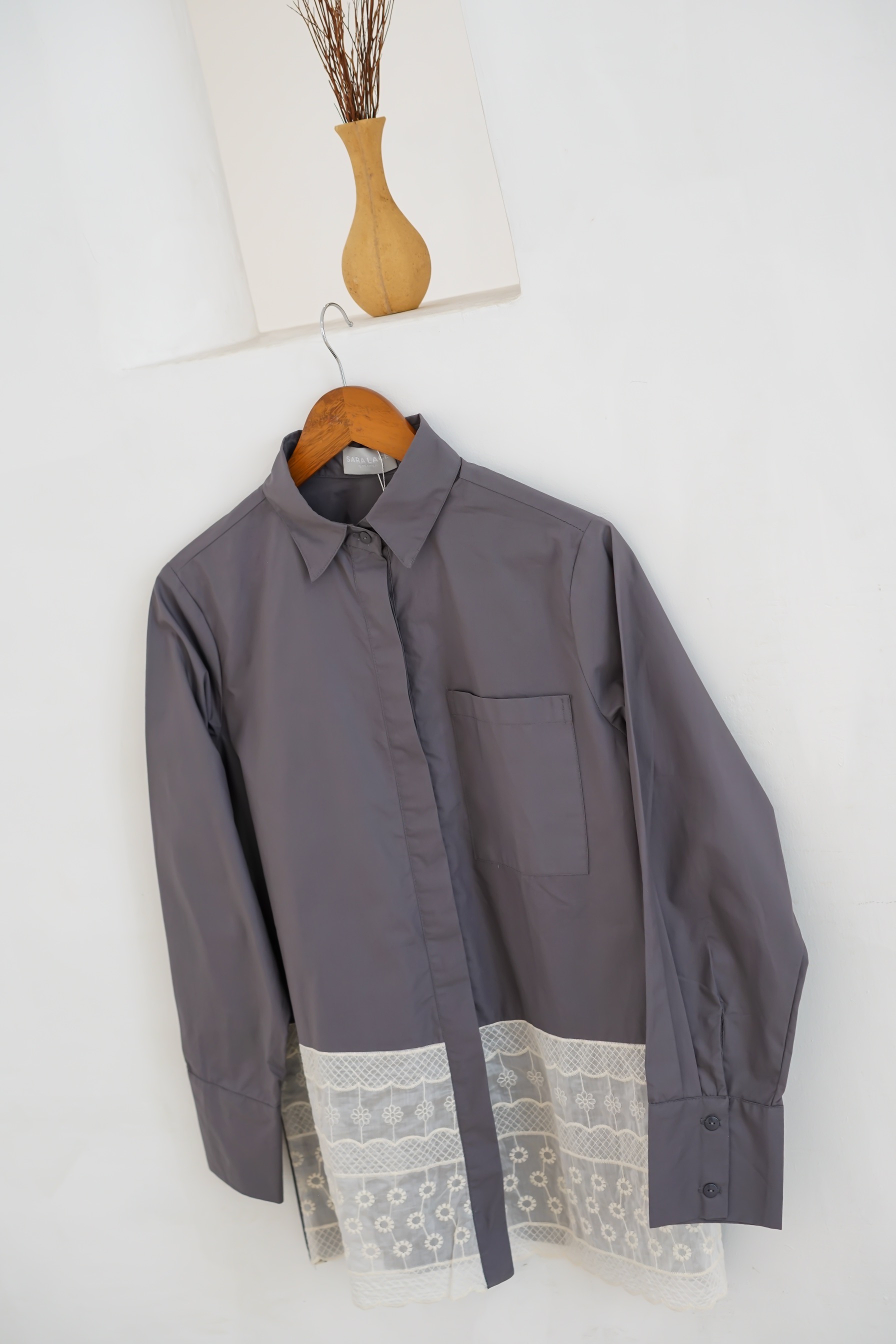SARALACE FREY SHIRT