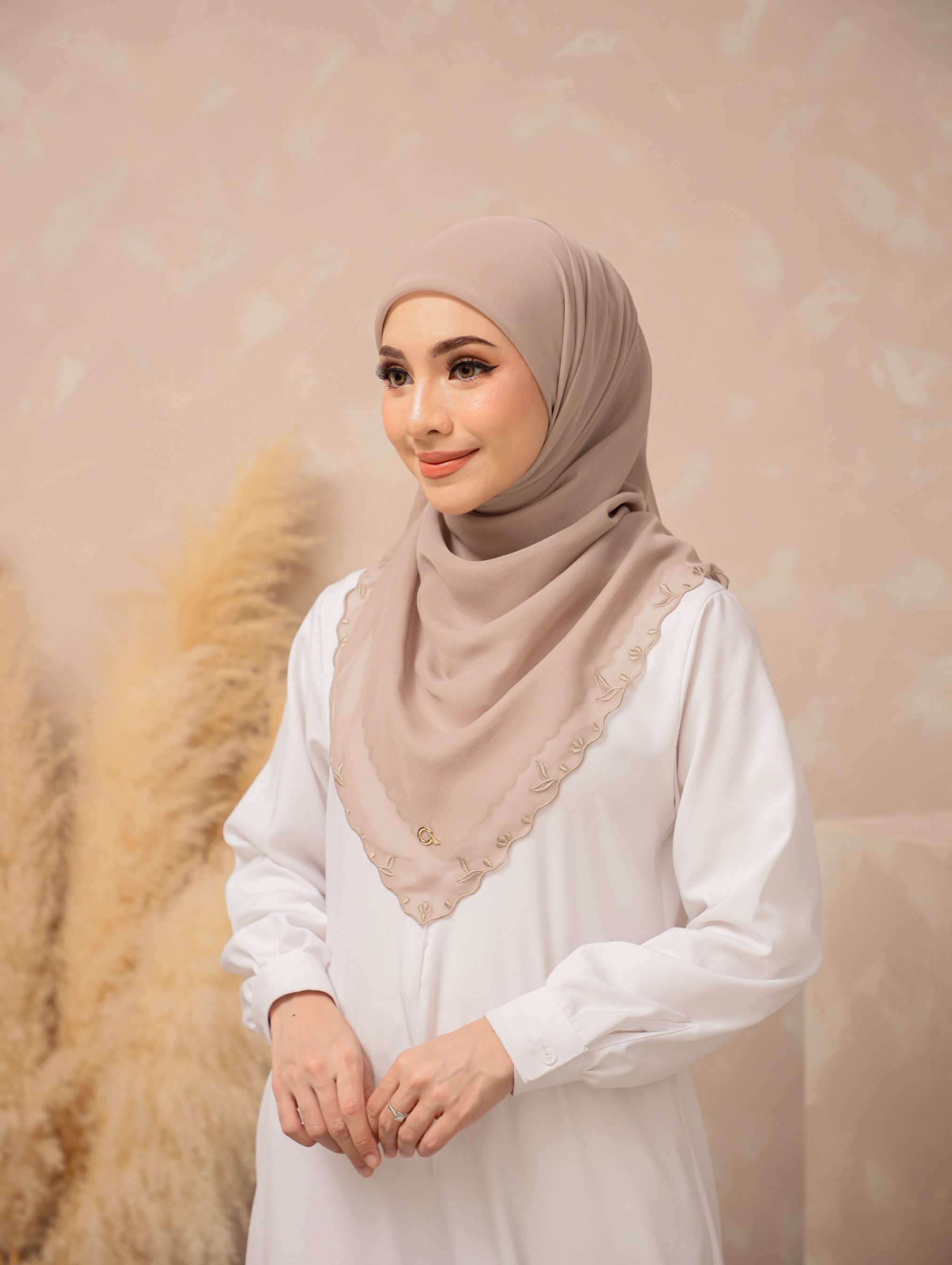 Ghaniea Heritage-Jilbab Paris Jpn Premium Sulam Kayu Manih