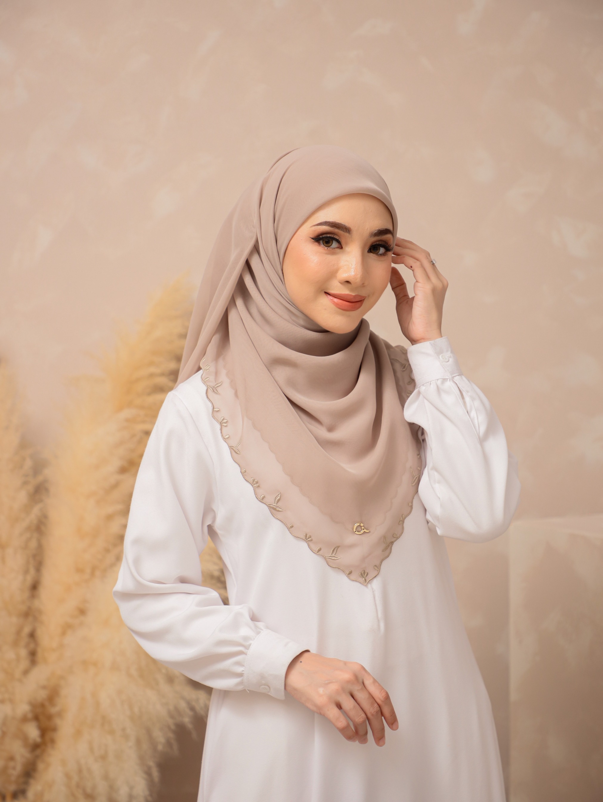 Ghaniea Heritage-Jilbab Paris Jpn Premium Sulam Kayu Manih