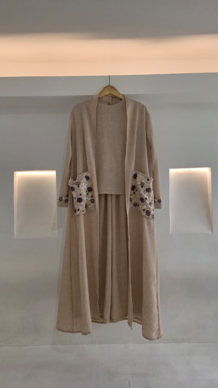 Ghaniea-Izmir 3in1 Set Abaya Sulam I Abaya Outer, Inner Top & Wide Pants