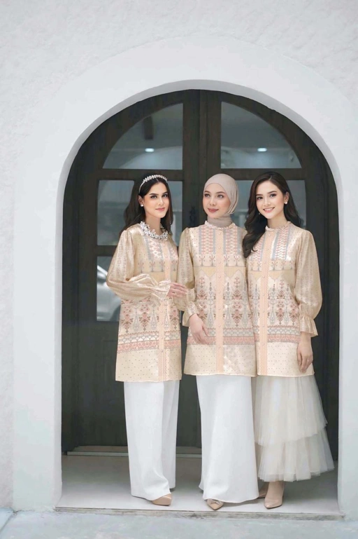 Image of Tissa Blouse Series