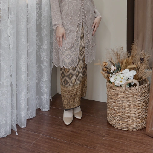 Image of Songket Nude