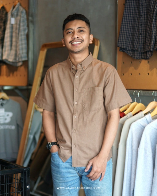 Image of Button Down Linen Shirt Mocca BC2075