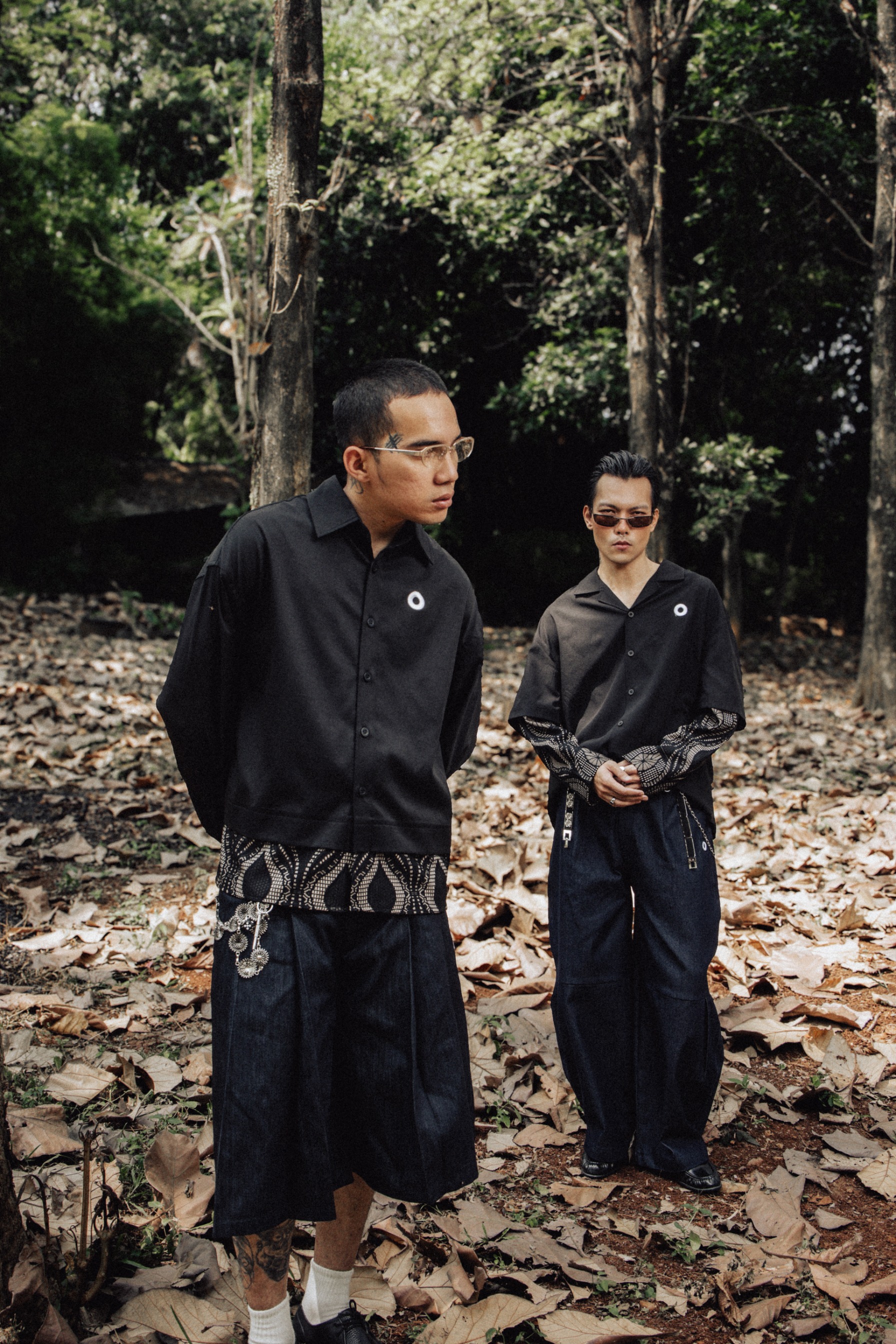 Othman - Noir Chantilly Longshirt