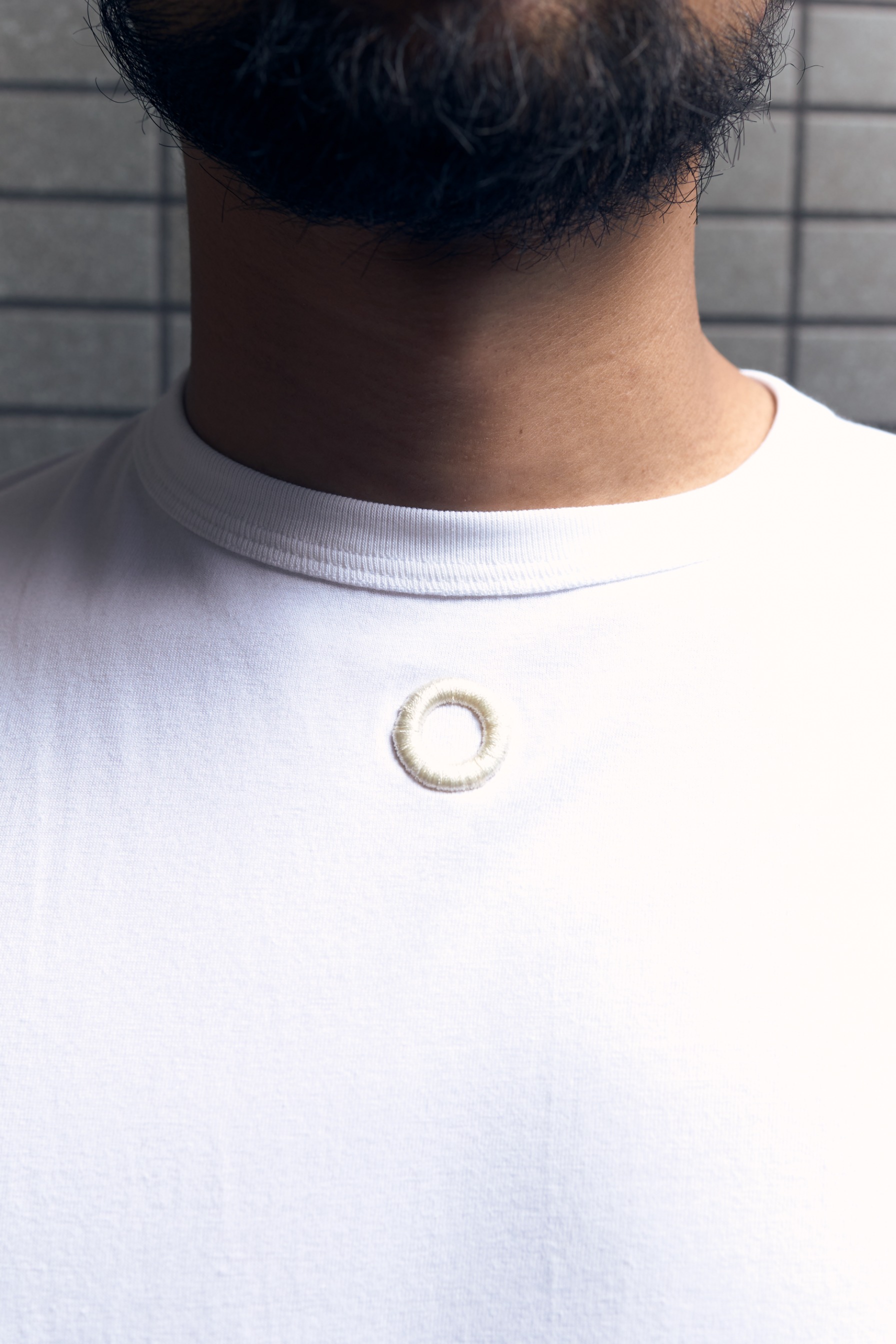 Othman - Circle White Basic Tee