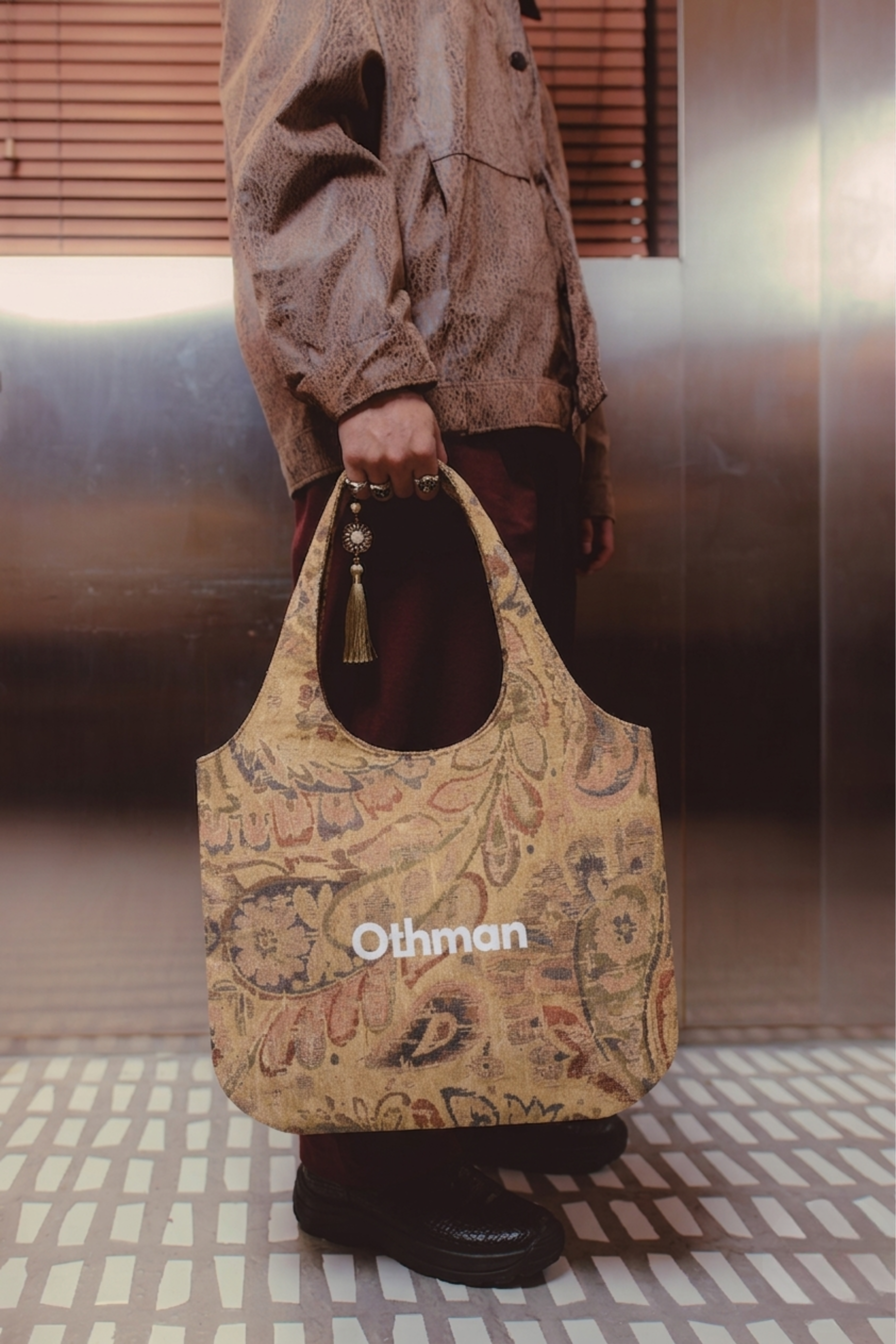 Othman - Sand Relief Shoulder Bag