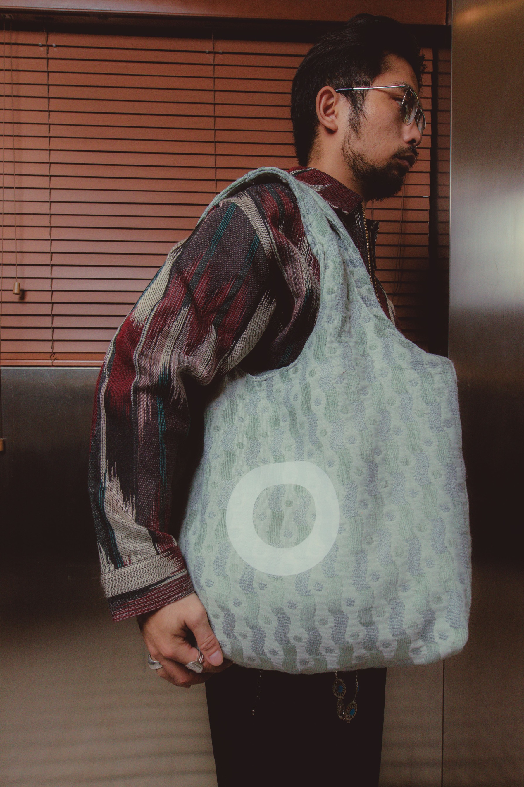 Othman - Frost White Shoulder Bag