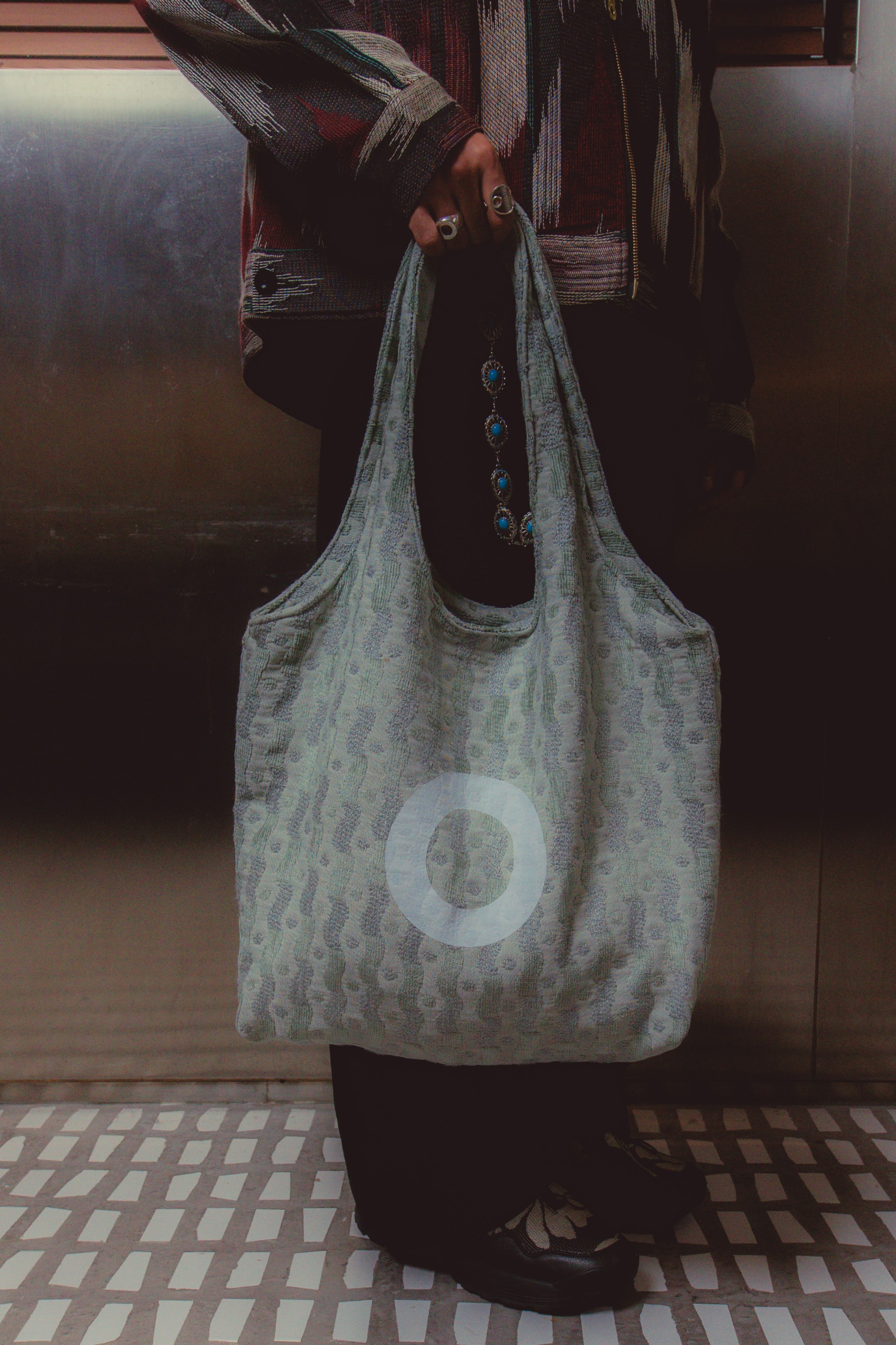 Othman - Frost White Shoulder Bag