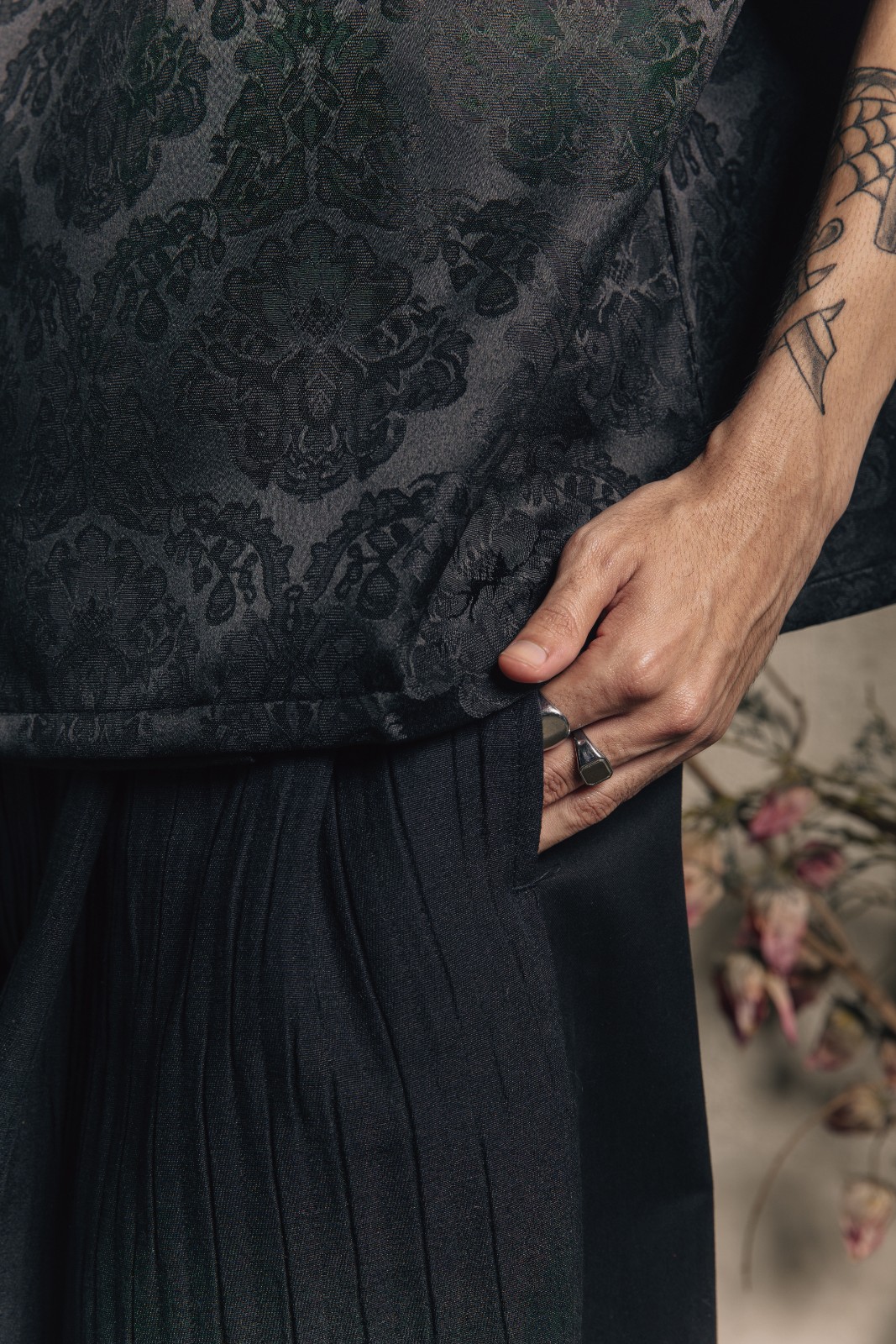 Othman - Graphite Pleat Pants