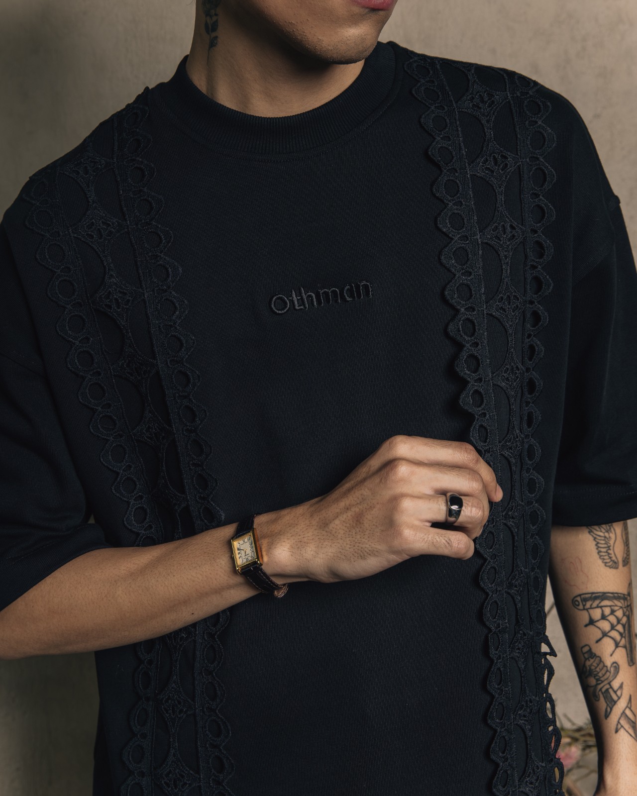 Othman - Noir Lace Tee