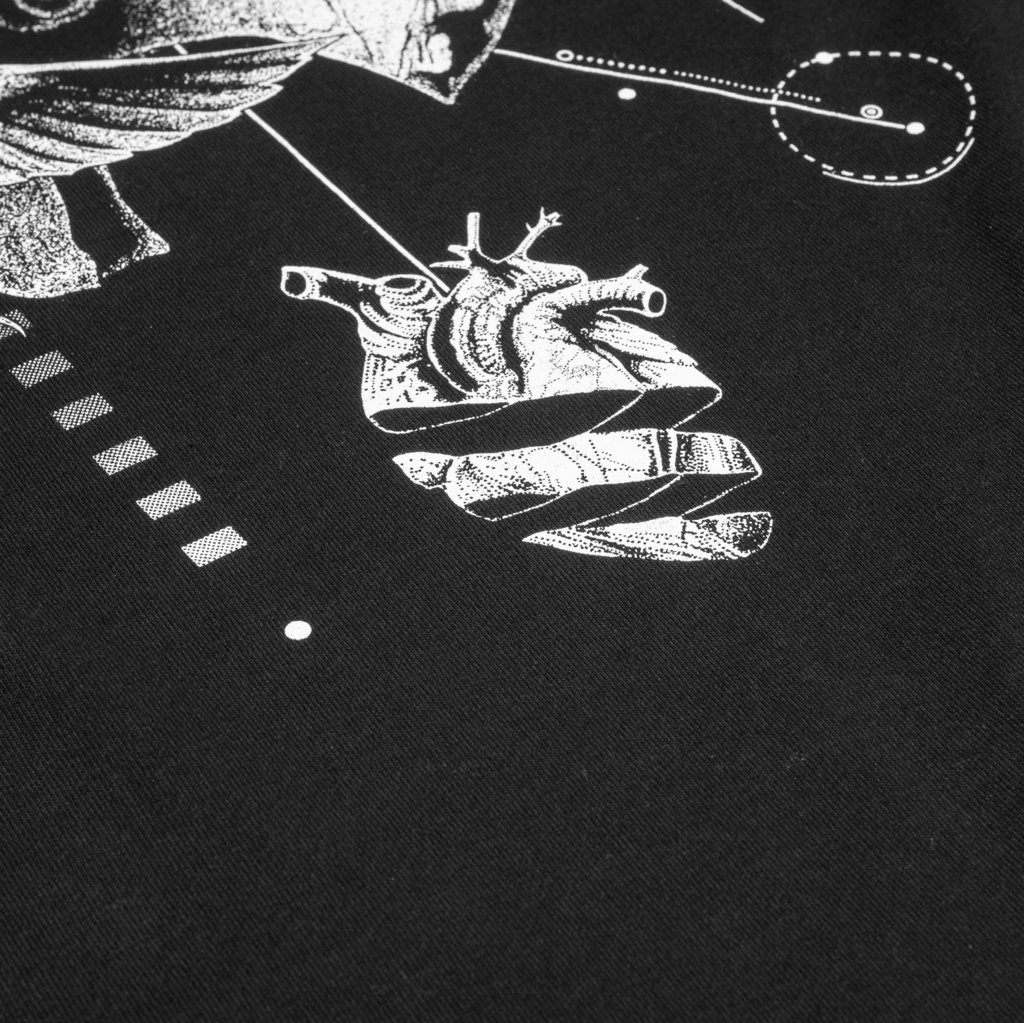 GRAPHIC TEES ARTIST SERIES/INKED TRIBE CROSSOVERBDG x PILGRIM