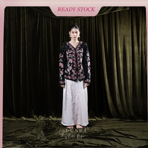 Image of BWBYAZ - PUSPA CITA RAYA - Nona Danastri Knit Kebaya (READY STOCK)