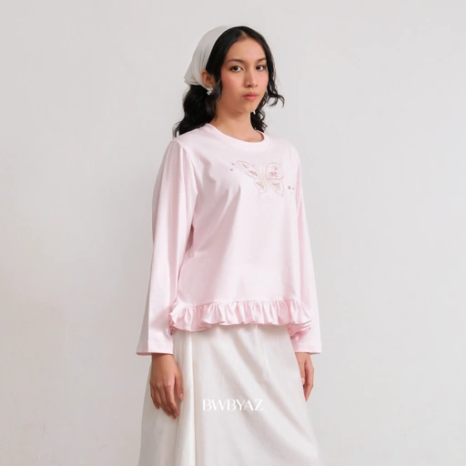 BWBYAZ - Ollie Embroidery Top Flutter & Bloom