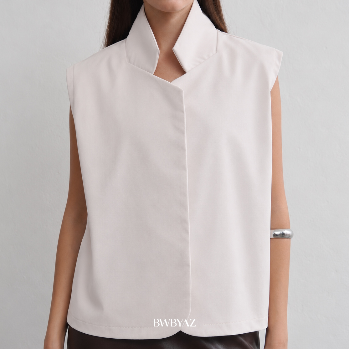 BWBYAZ - Ellie Boxy Vest (READY STOCK)