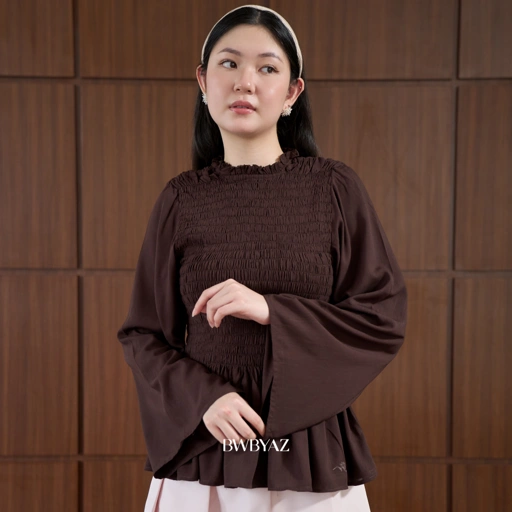 BWBYAZ - Evalina Shirred Top (READY STOCK)