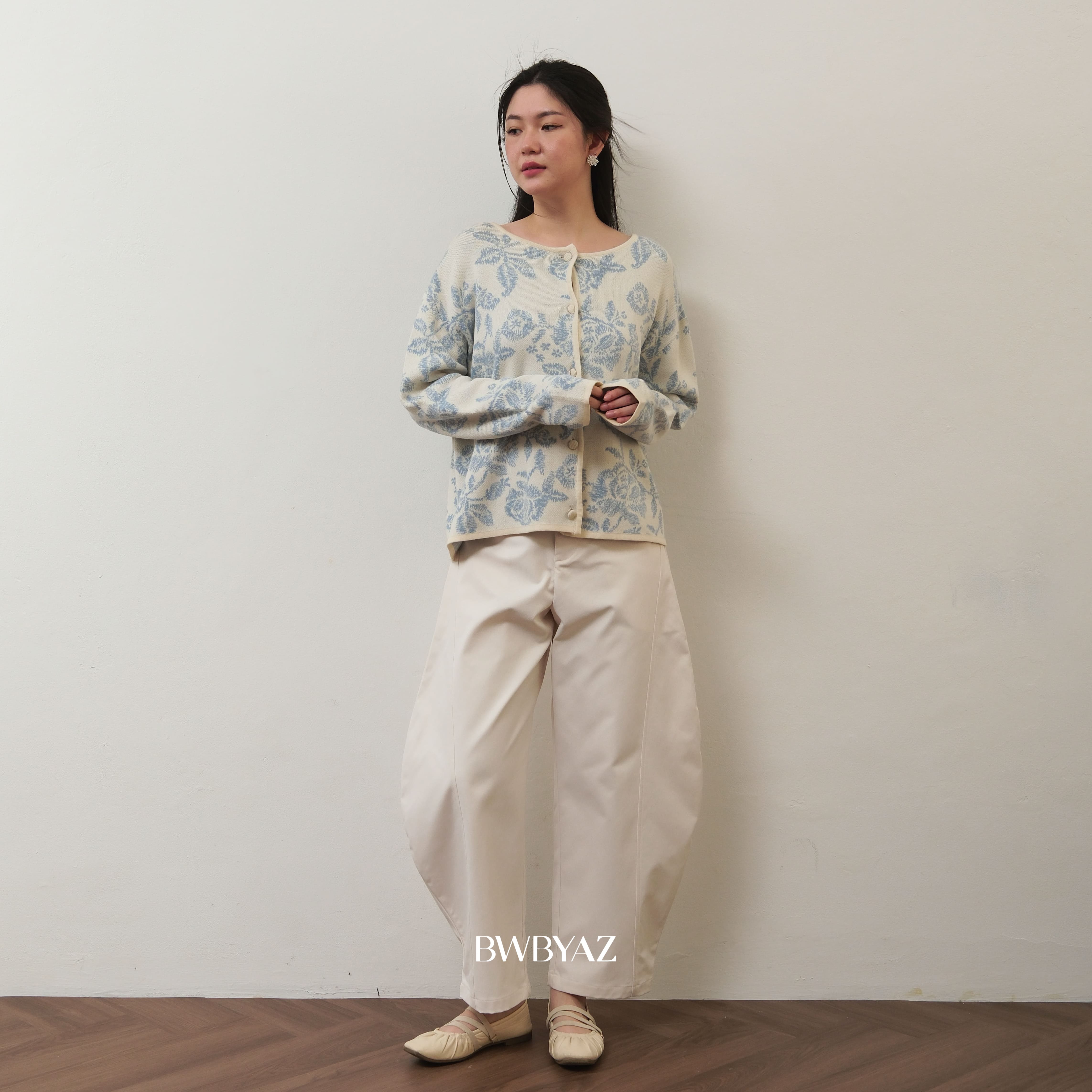 BWBYAZ STAPLE EASE -  Aurelie Floral Cardigan