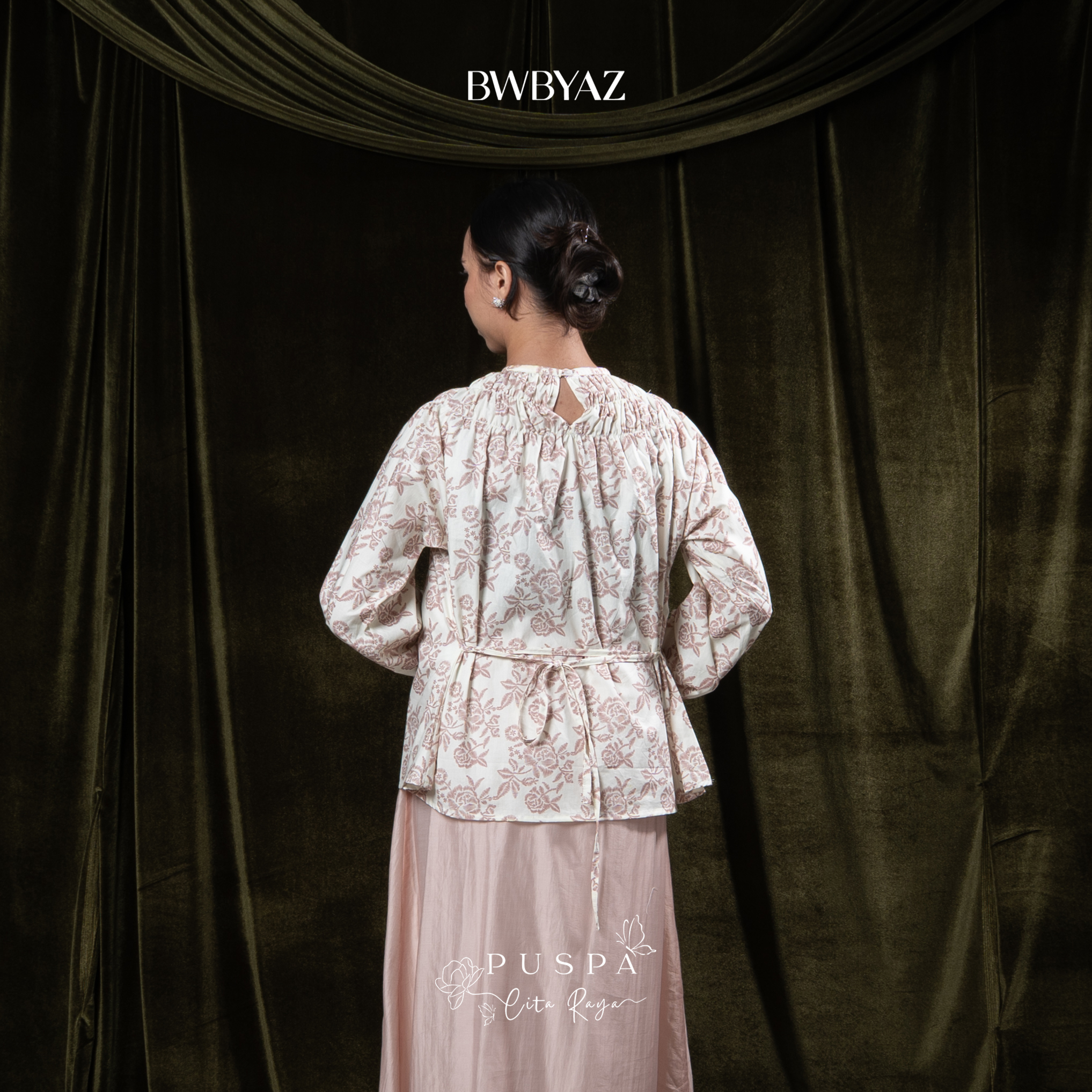 BWBYAZ - PUSPA CITA RAYA - Nona Damaira Shirred Blouse.