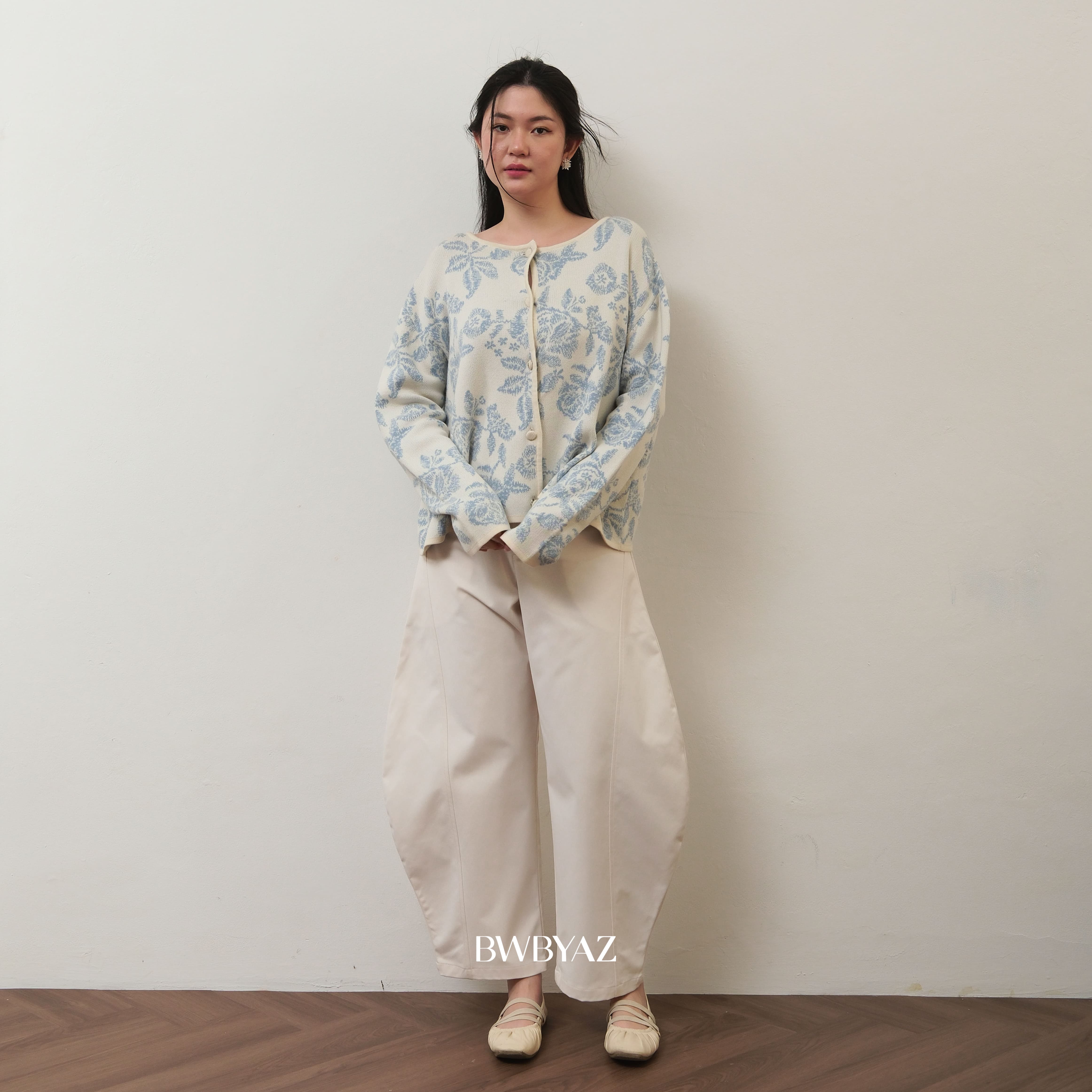BWBYAZ STAPLE EASE - Aurelie Floral Cardigan (READY STOCK)