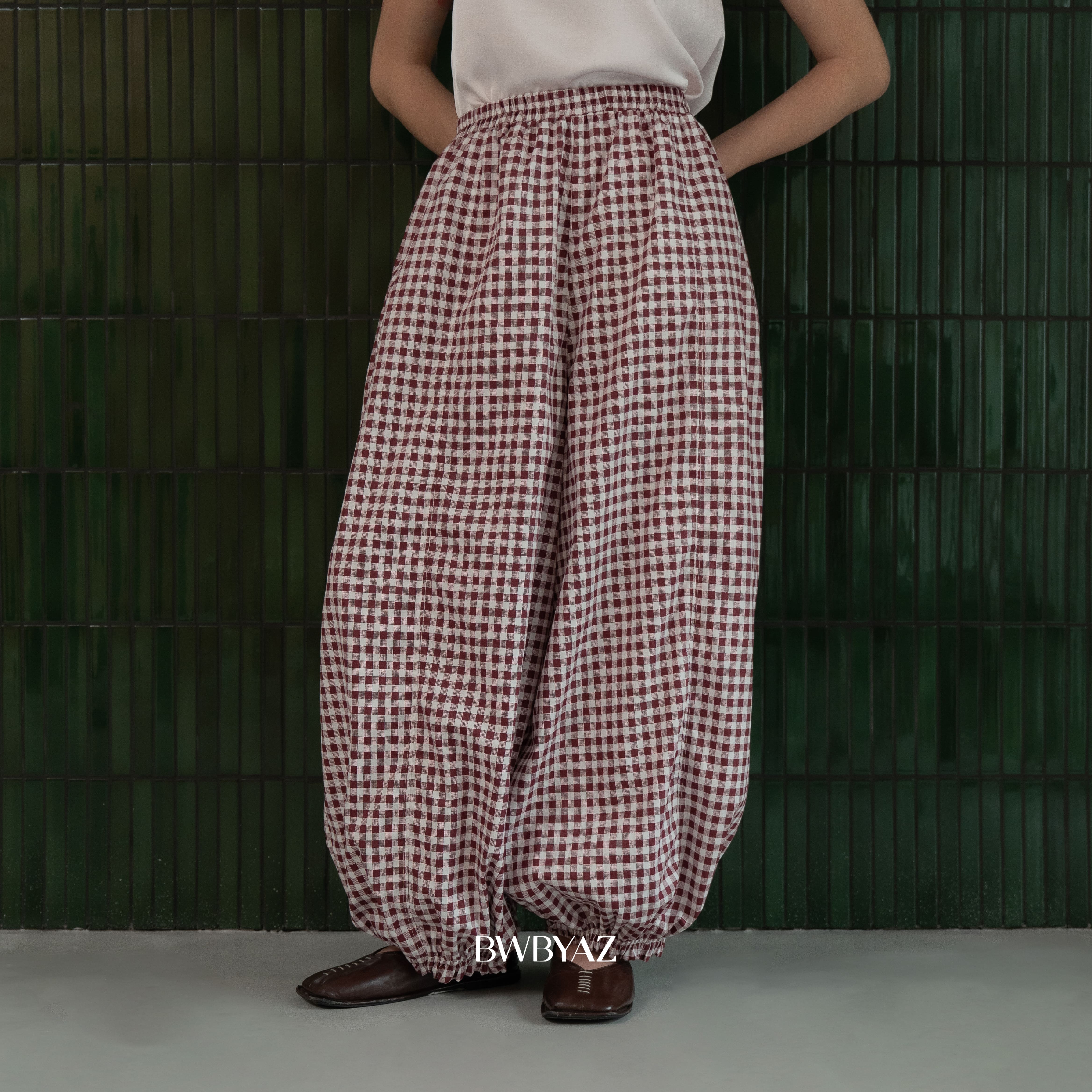 BWBYAZ - Hailey Ruffle Pants (READY STOCK)