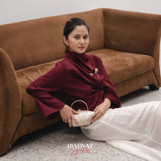 Image of BWBYAZ SIGNATURE – Baila Draped Top (READY STOCK)