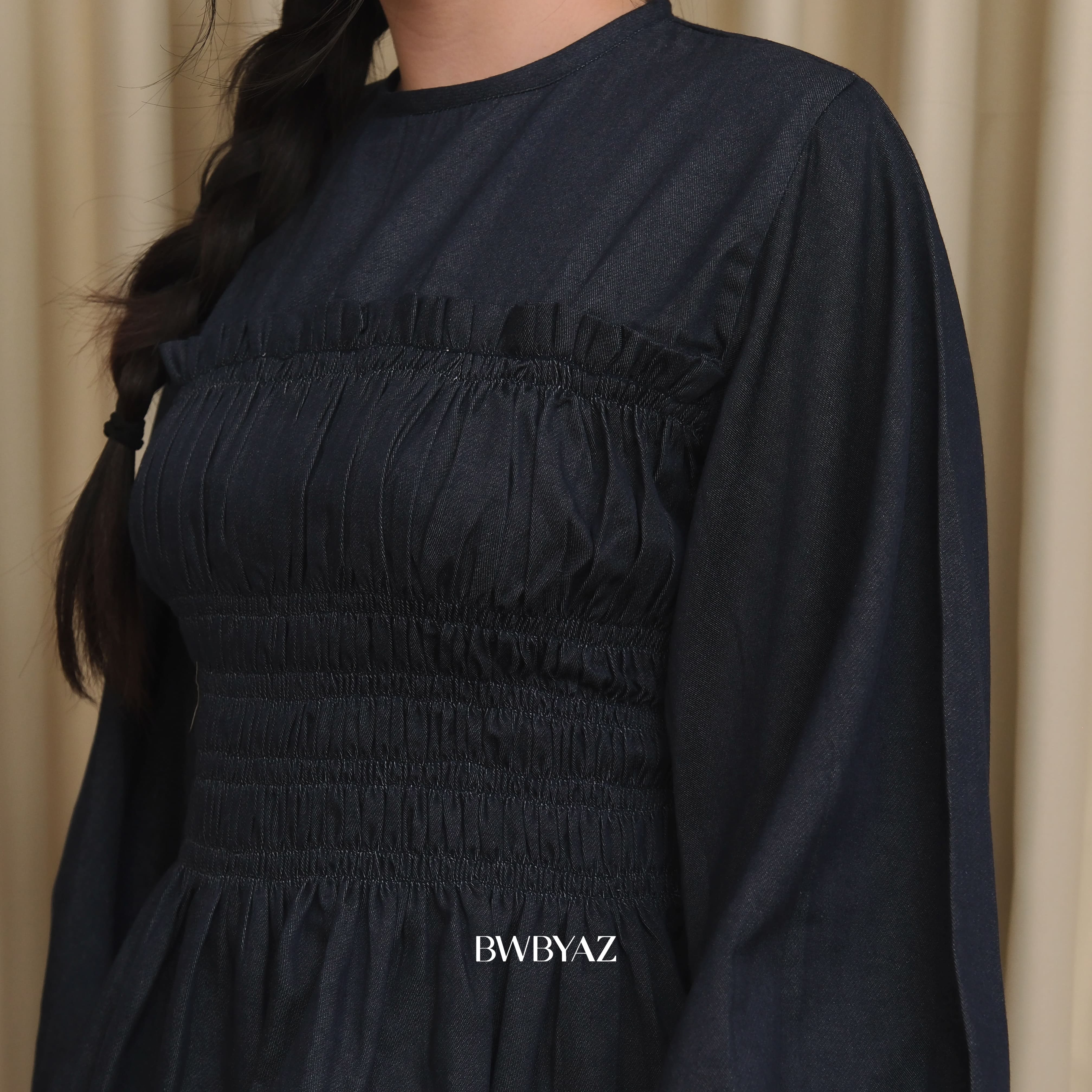 BWBYAZ - Rissa Shirred Top (READY STOCK).